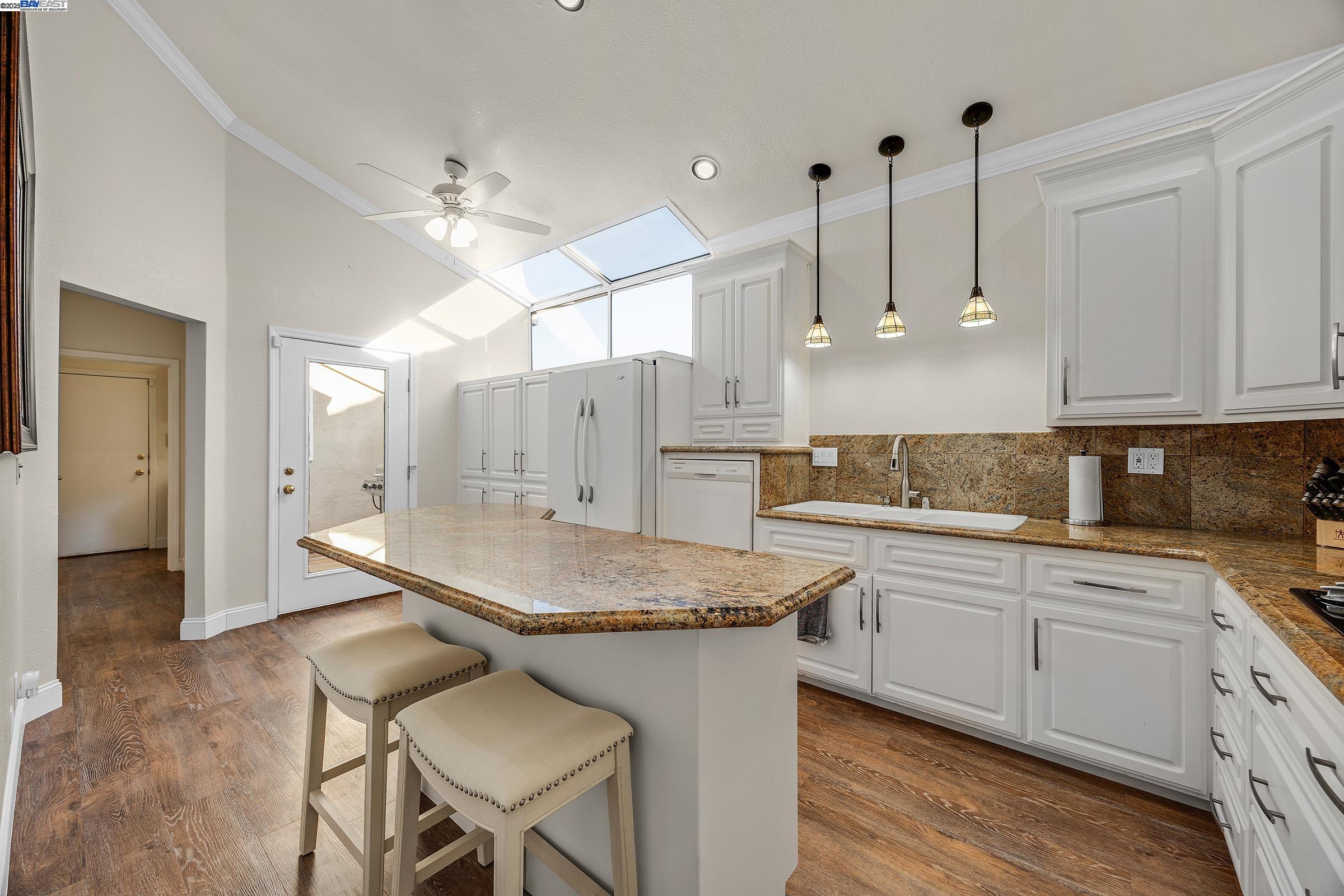 Detail Gallery Image 15 of 32 For 2380 Wayfarer Dr, Discovery Bay,  CA 94505 - 2 Beds | 2 Baths