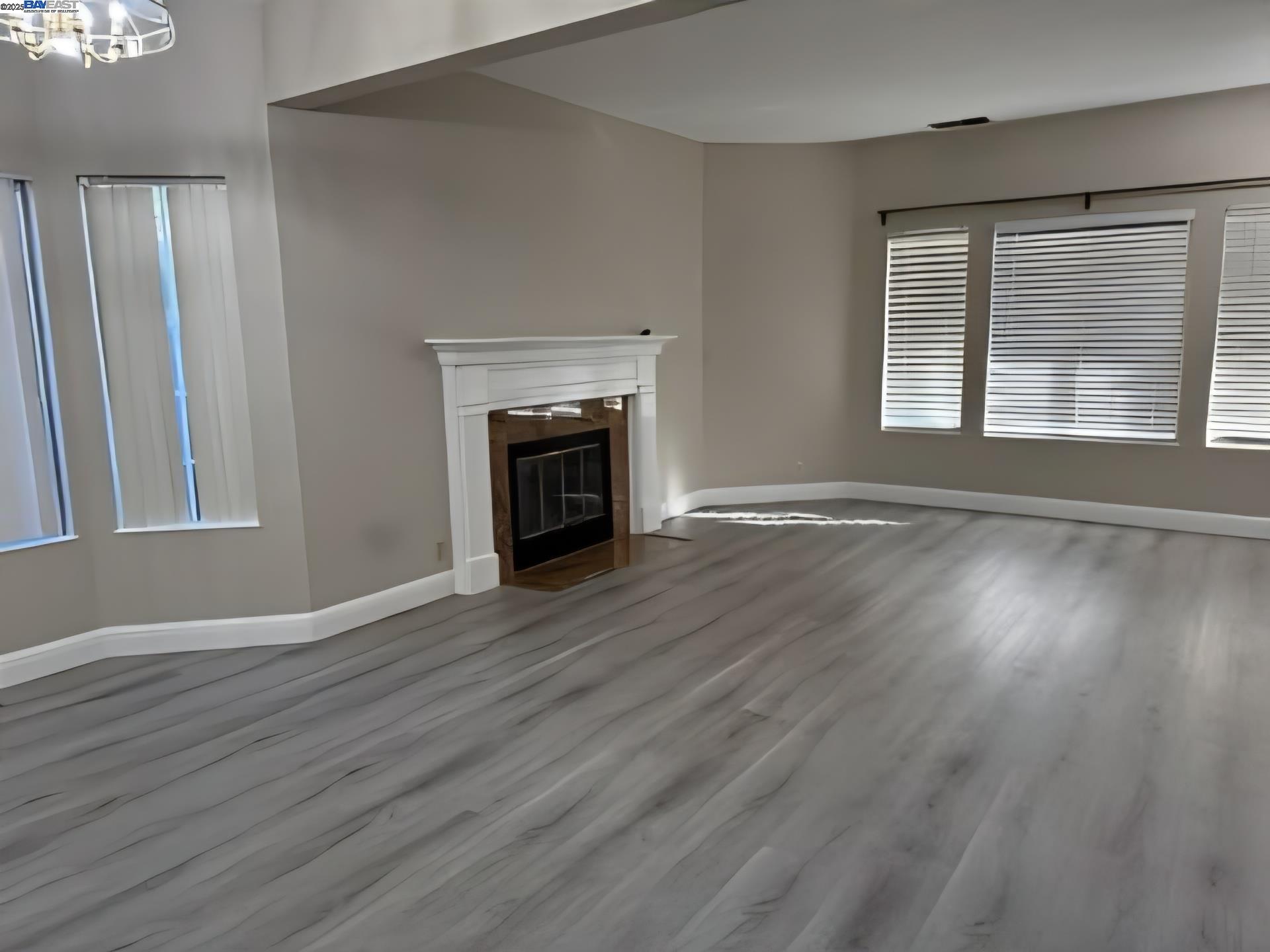 Detail Gallery Image 7 of 20 For 6221 Potrero Dr, Newark,  CA 94560 - 3 Beds | 2/1 Baths