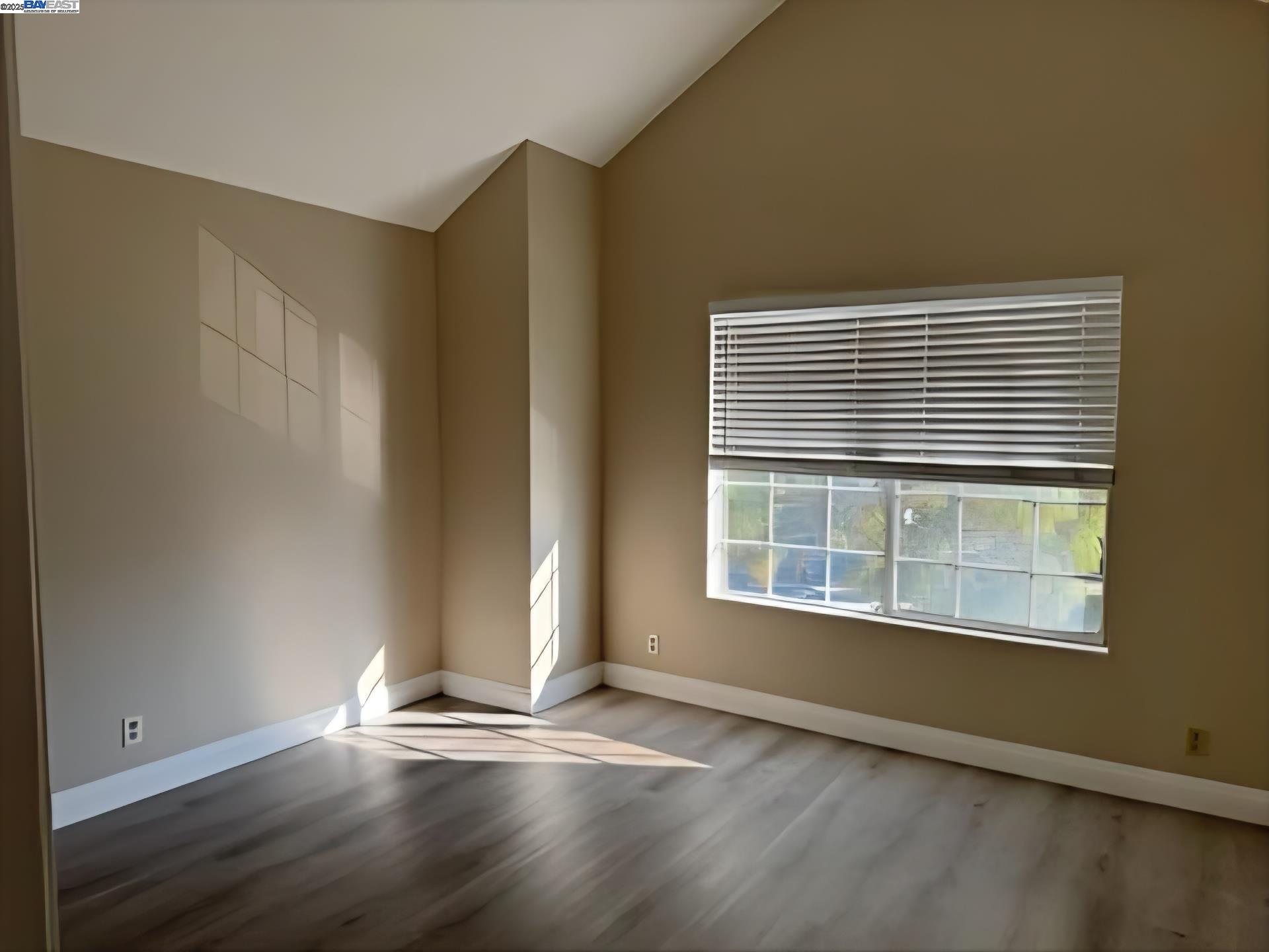 Detail Gallery Image 10 of 20 For 6221 Potrero Dr, Newark,  CA 94560 - 3 Beds | 2/1 Baths