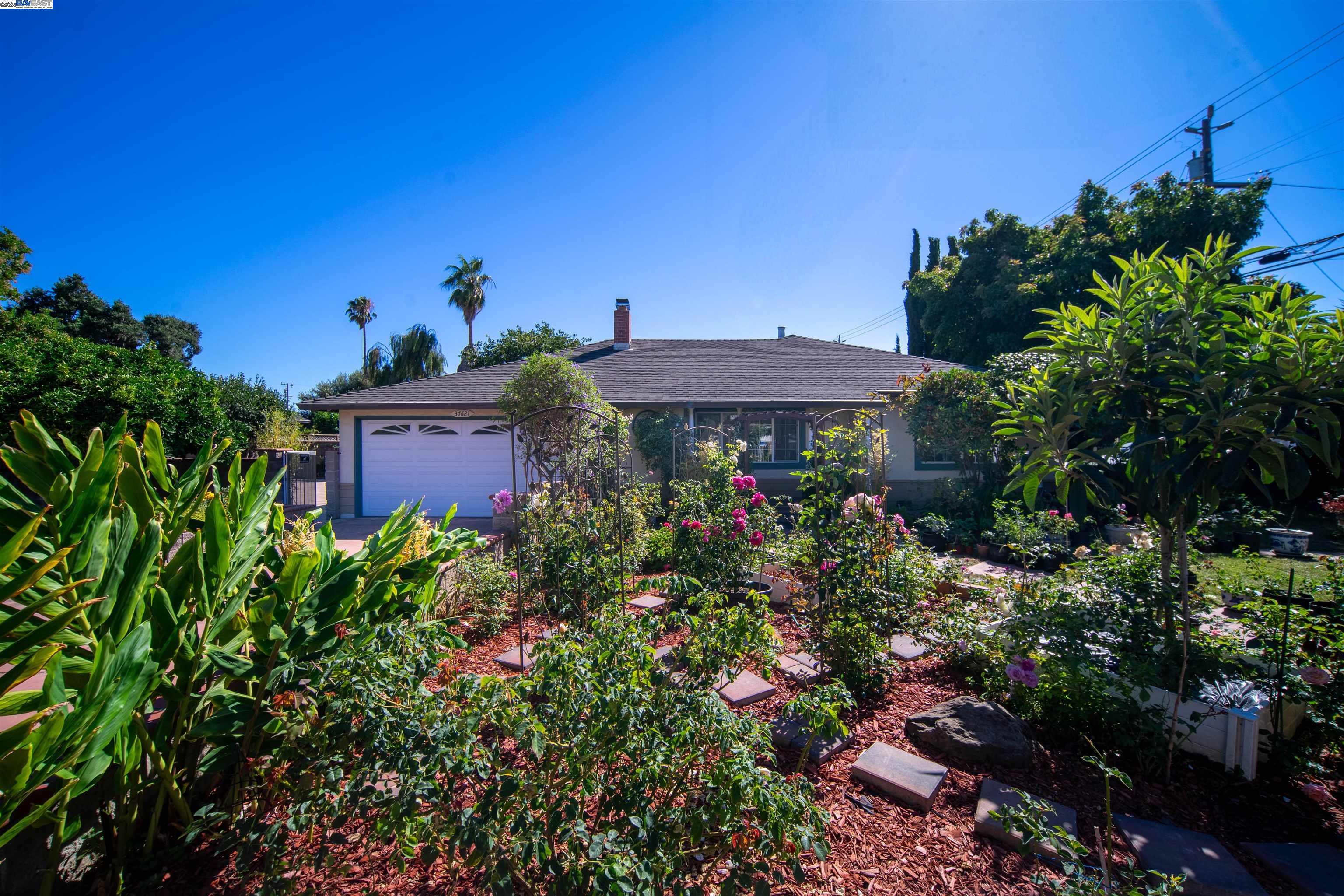 Detail Gallery Image 6 of 48 For 37621 Glenmoor Dr, Fremont,  CA 94536 - 3 Beds | 2 Baths