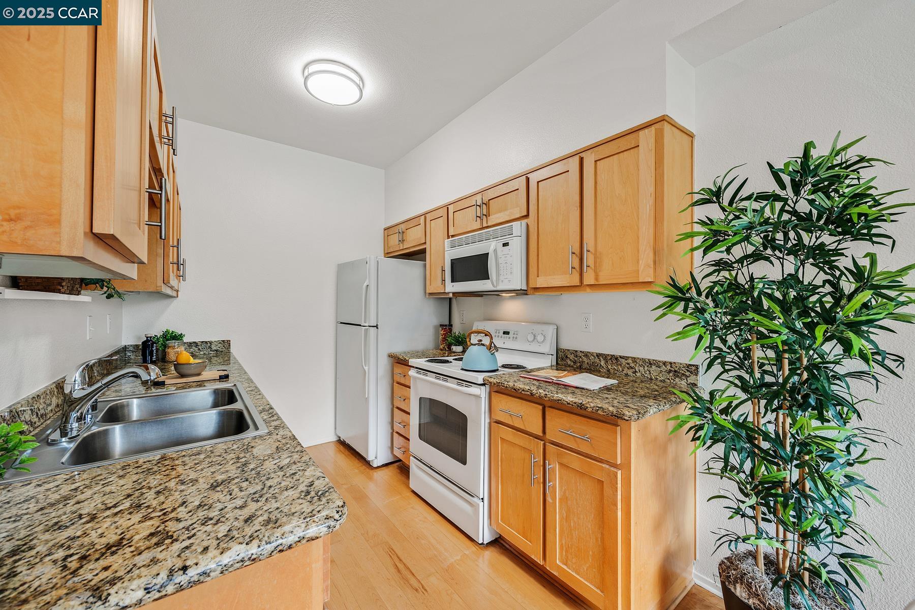 Photo #11: 41108173 Listing: Photo #11