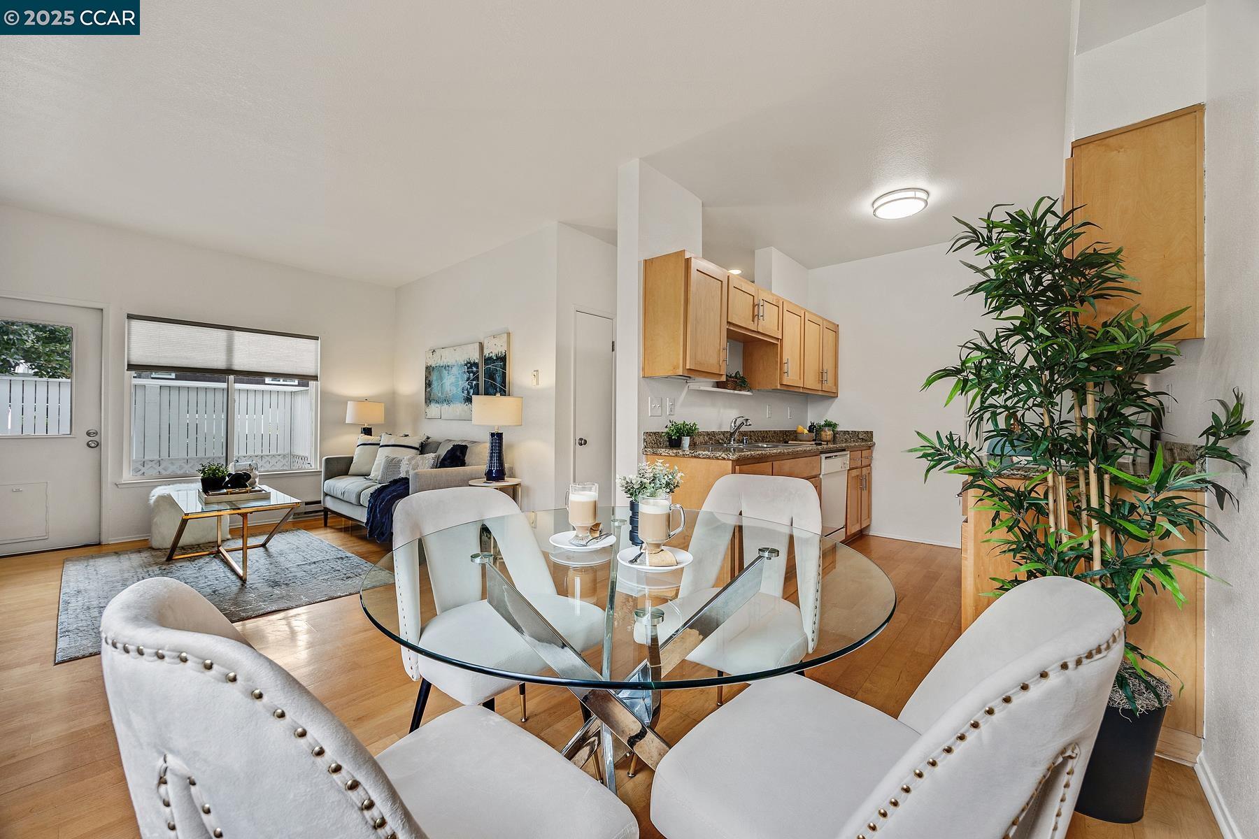 Photo #10: 41108173 Listing: Photo #10