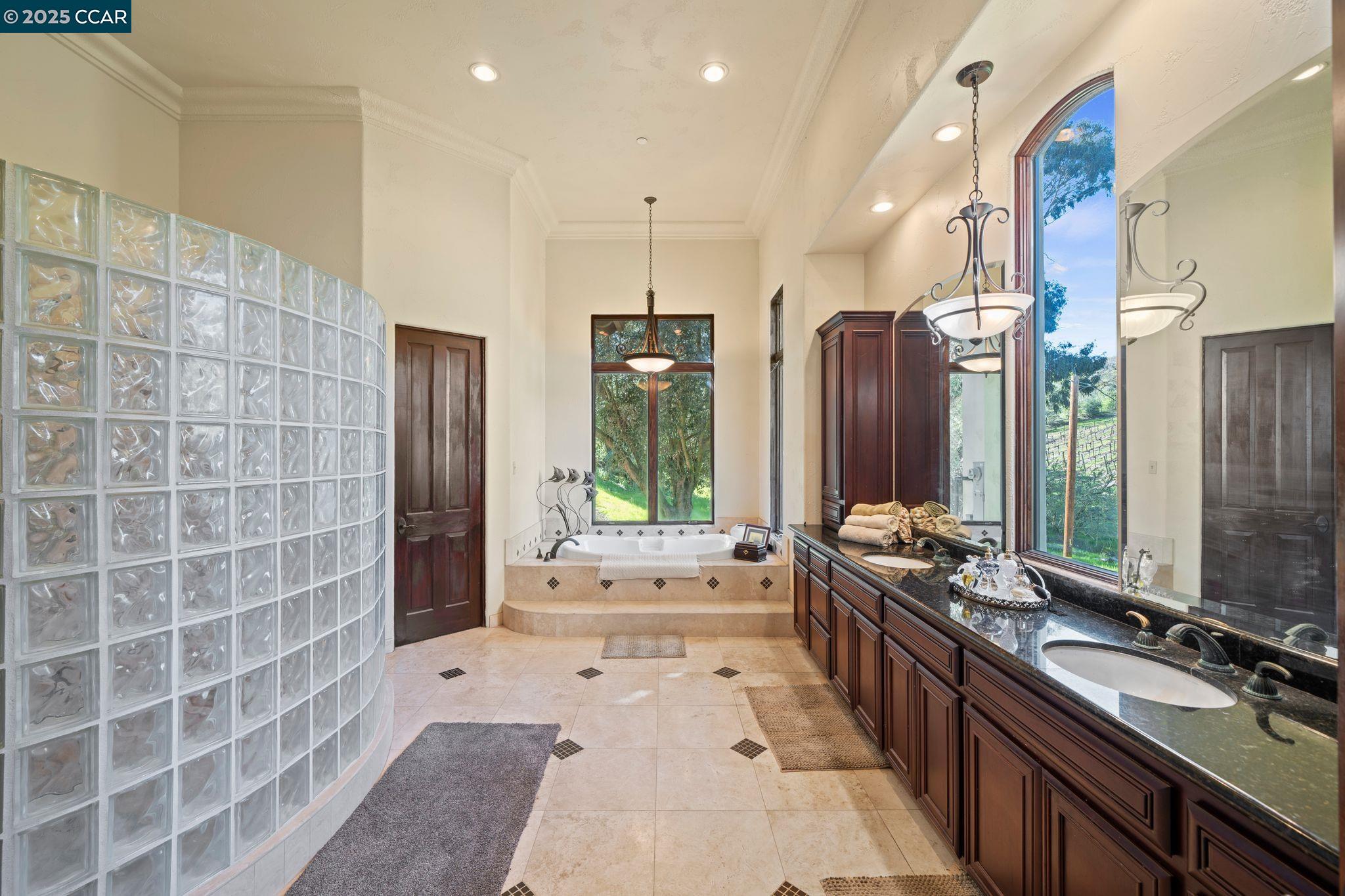 Detail Gallery Image 19 of 60 For 633 Kalthoff Cmn, Livermore,  CA 94550 - 5 Beds | 4/2 Baths