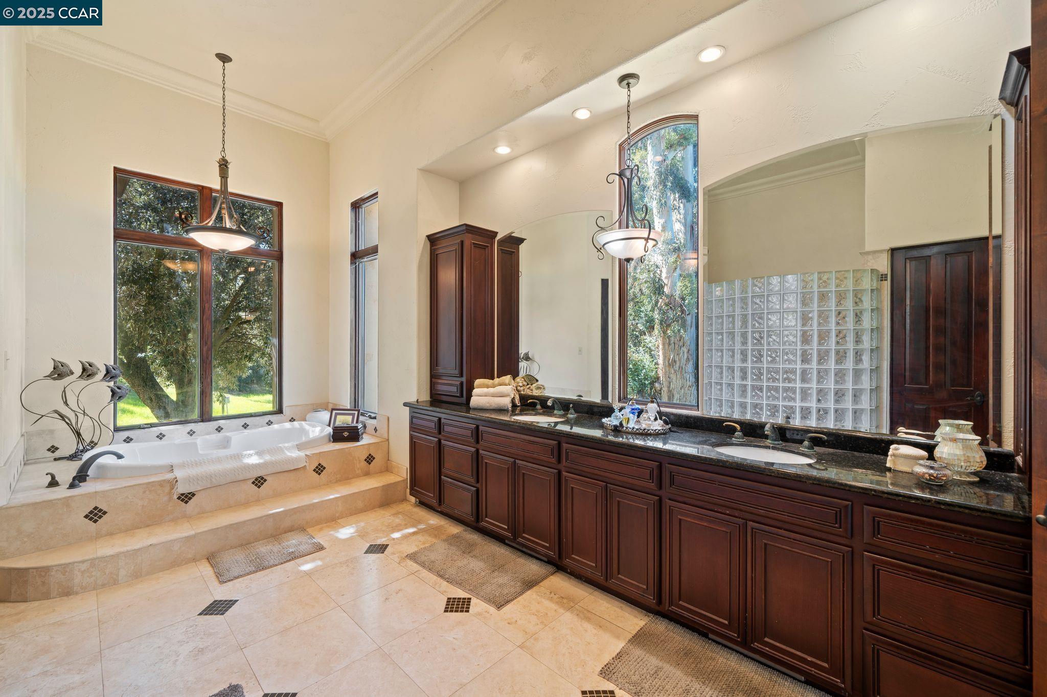 Detail Gallery Image 20 of 60 For 633 Kalthoff Cmn, Livermore,  CA 94550 - 5 Beds | 4/2 Baths