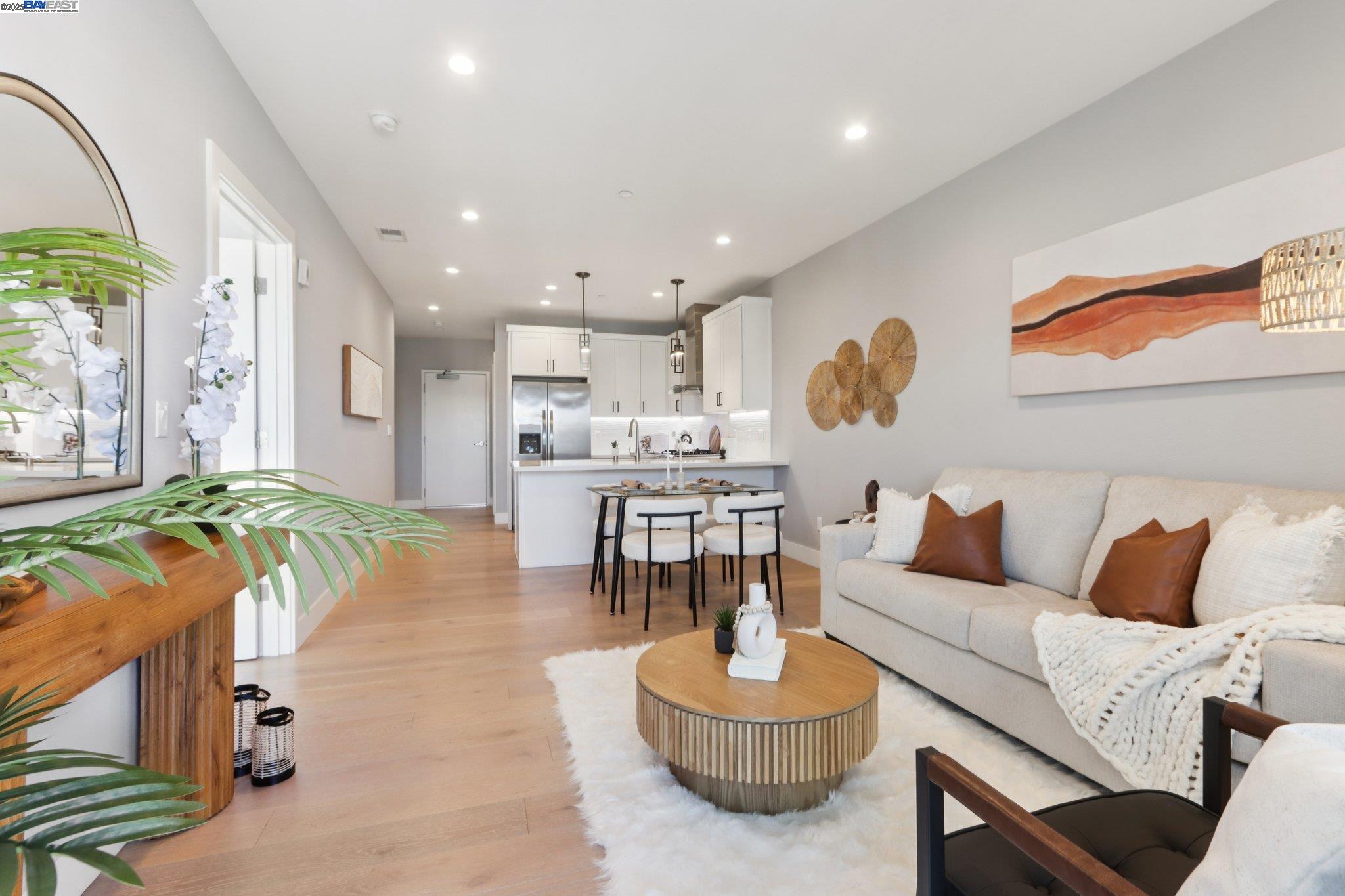 Detail Gallery Image 5 of 36 For 520 El Camino Real #307,  San Carlos,  CA 94070 - 2 Beds | 2 Baths
