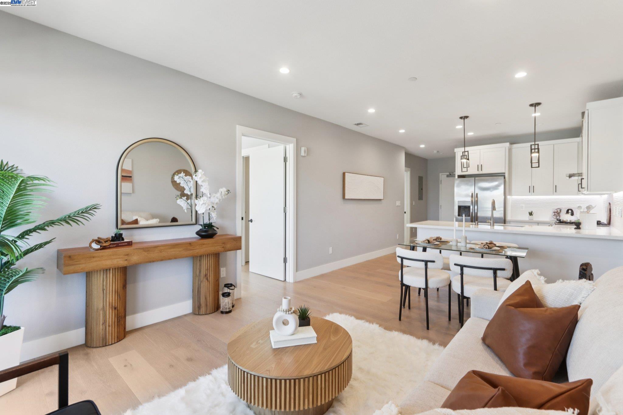 Detail Gallery Image 7 of 36 For 520 El Camino Real #307,  San Carlos,  CA 94070 - 2 Beds | 2 Baths
