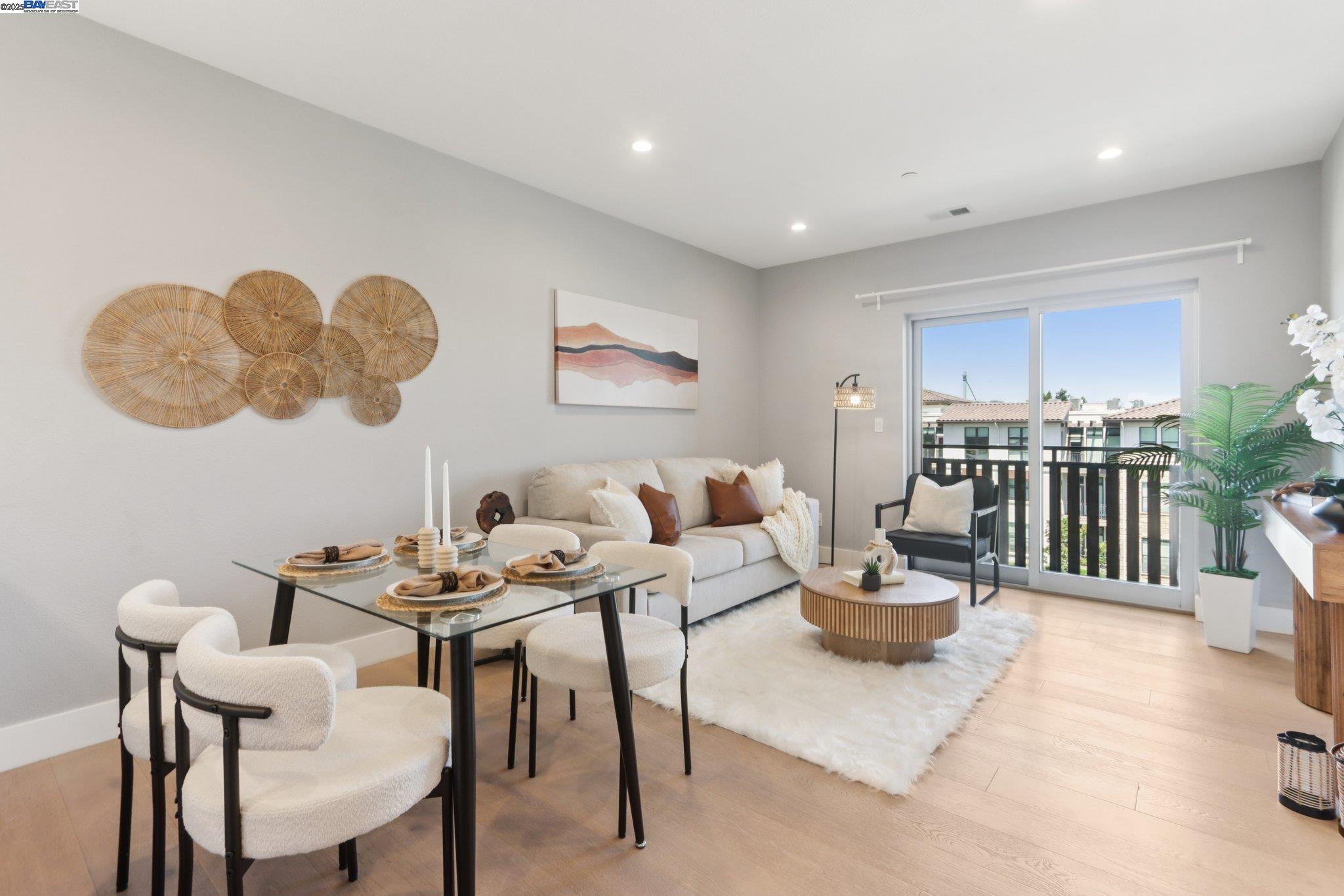 Detail Gallery Image 8 of 36 For 520 El Camino Real #307,  San Carlos,  CA 94070 - 2 Beds | 2 Baths
