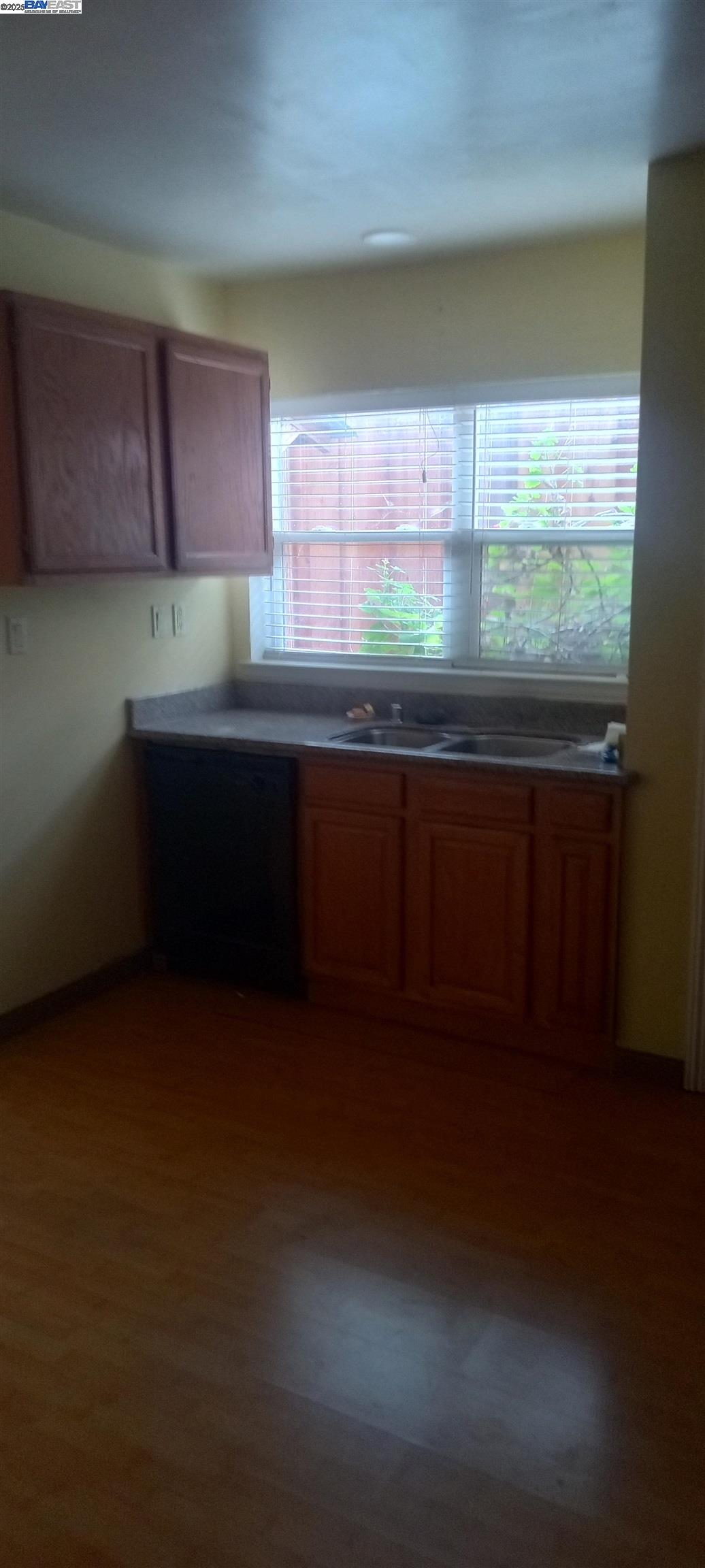 Detail Gallery Image 18 of 47 For 1059 Santa Clara Ave, Alameda,  CA 94501 - – Beds | – Baths