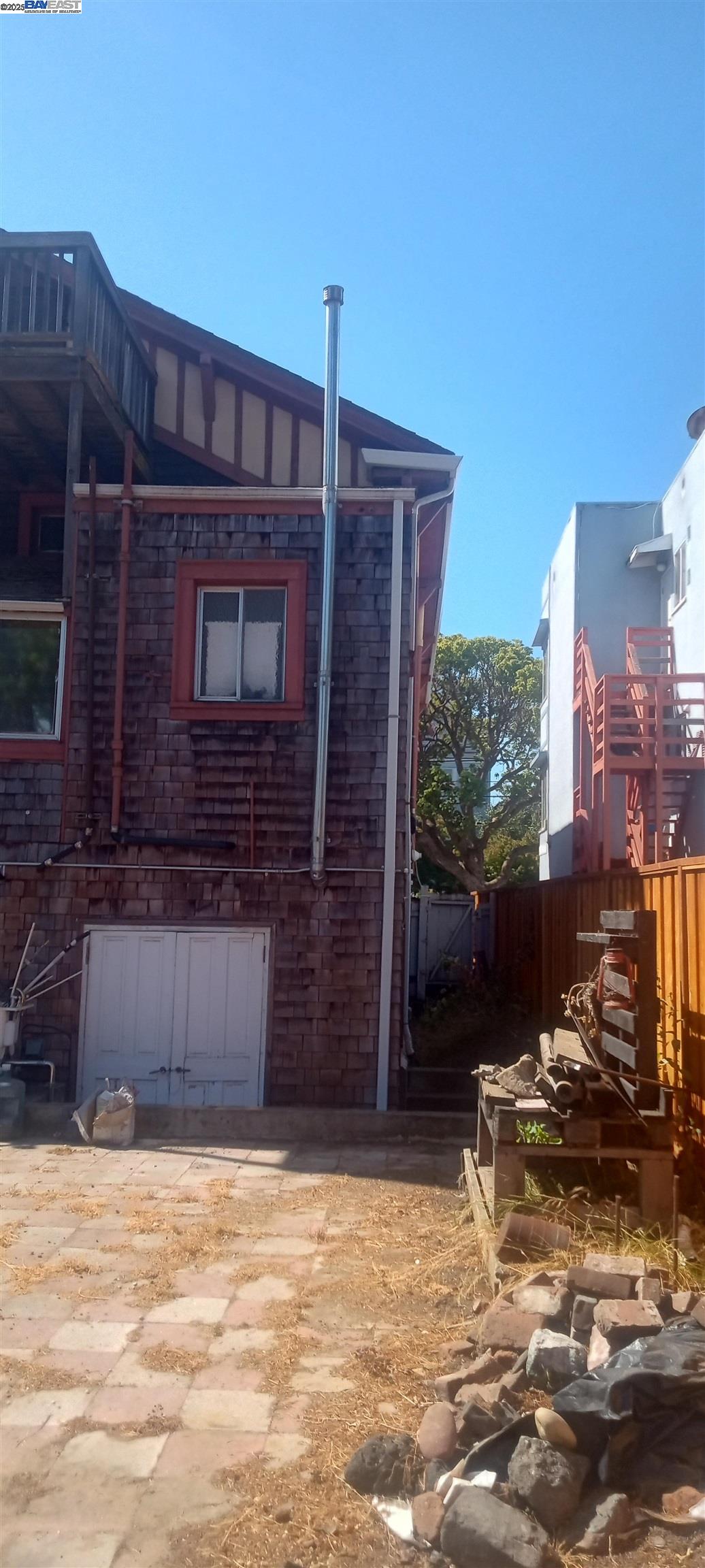 Detail Gallery Image 4 of 47 For 1059 Santa Clara Ave, Alameda,  CA 94501 - – Beds | – Baths