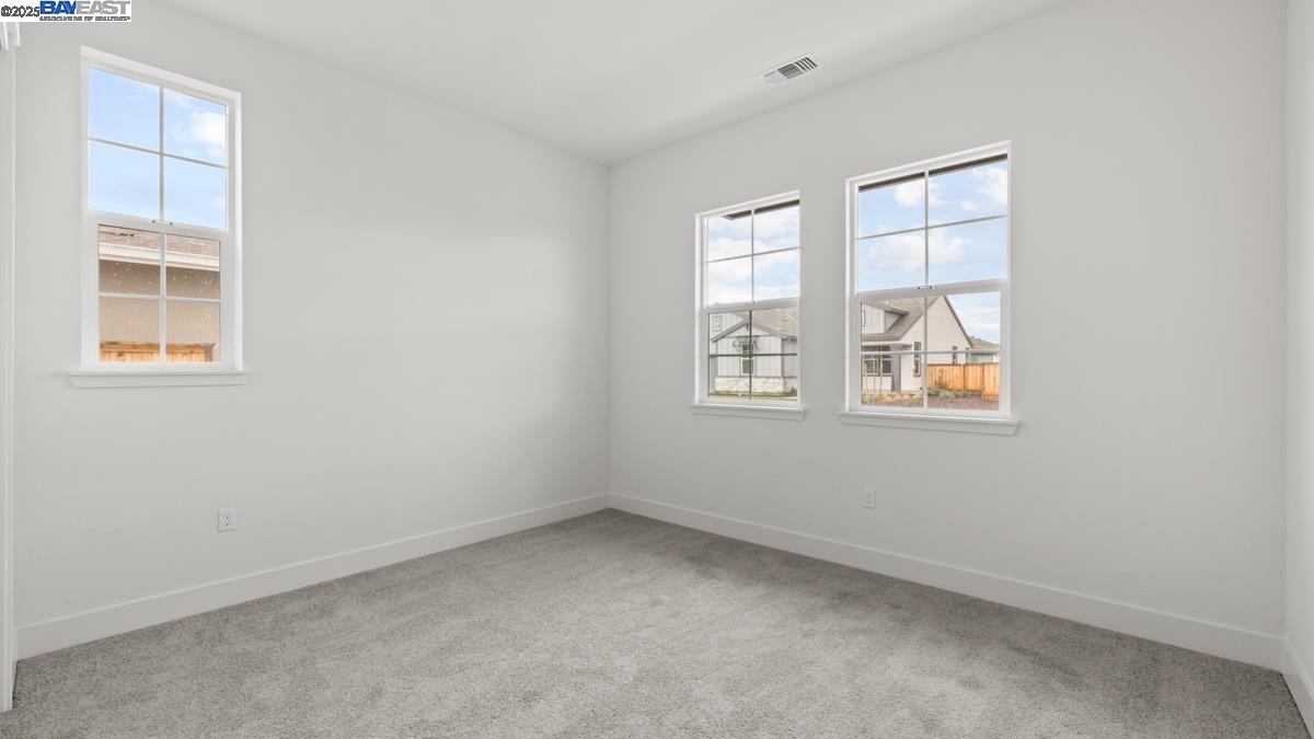 Detail Gallery Image 22 of 26 For 1045 Finley Drive, Manteca,  CA 95336 - 2 Beds | 2/1 Baths
