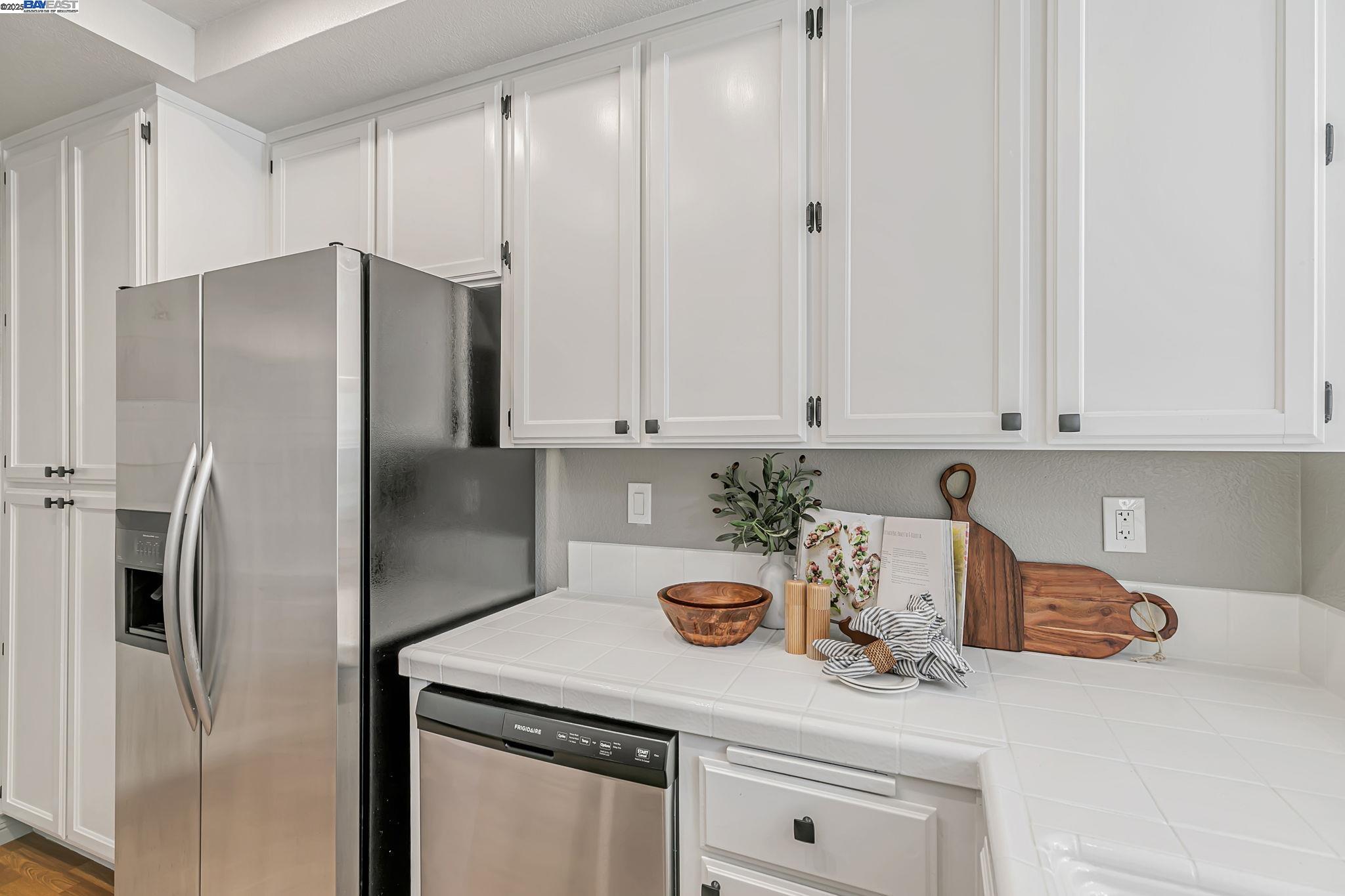 Detail Gallery Image 33 of 42 For 4772 Mendocino Ter, Fremont,  CA 94555 - 3 Beds | 3 Baths