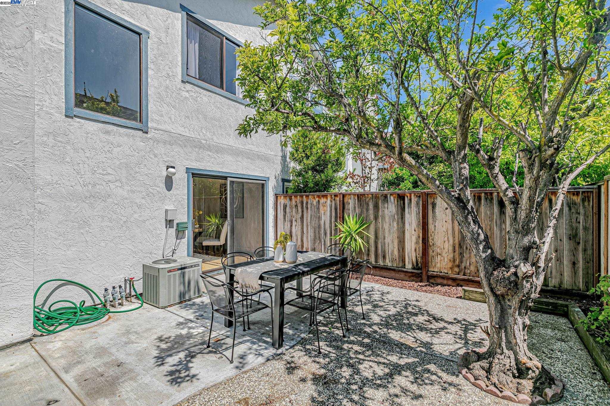 Detail Gallery Image 42 of 42 For 4772 Mendocino Ter, Fremont,  CA 94555 - 3 Beds | 3 Baths
