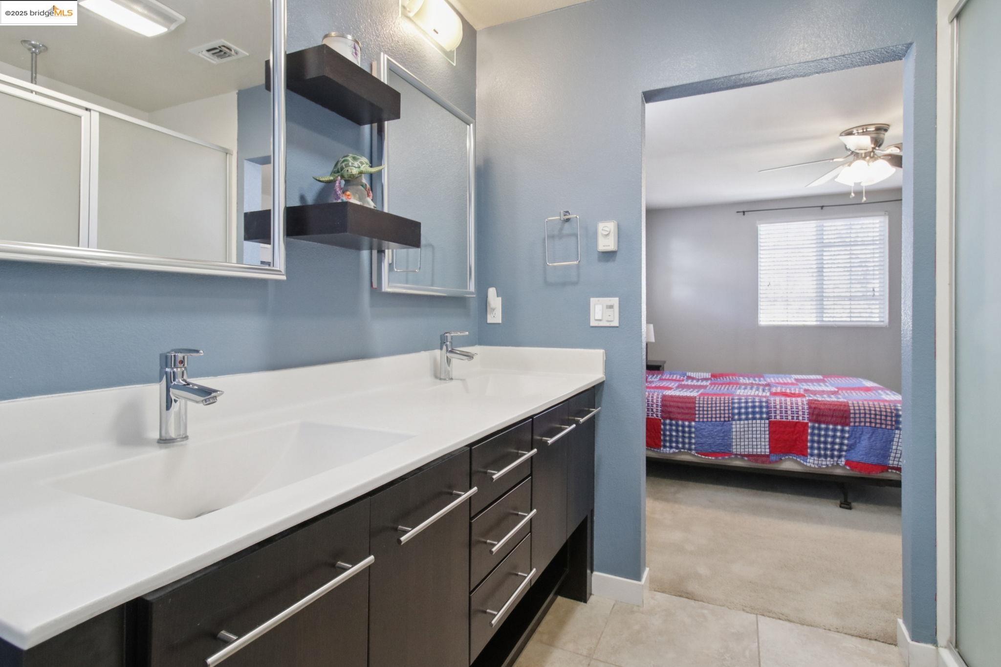 Detail Gallery Image 34 of 60 For 124 Clear Lake Ct, Oakley,  CA 94561 - 4 Beds | 3 Baths