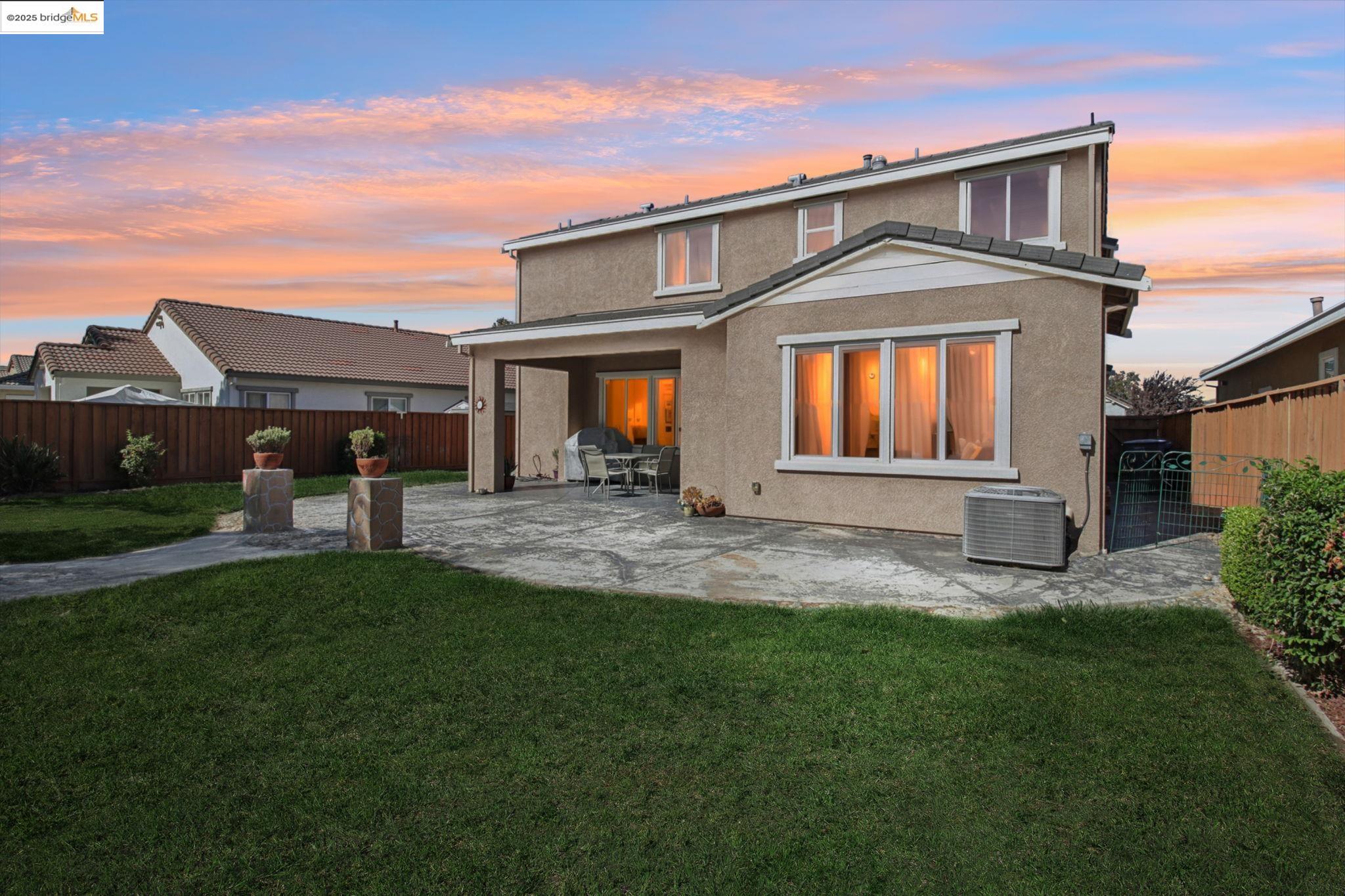 Detail Gallery Image 40 of 60 For 124 Clear Lake Ct, Oakley,  CA 94561 - 4 Beds | 3 Baths