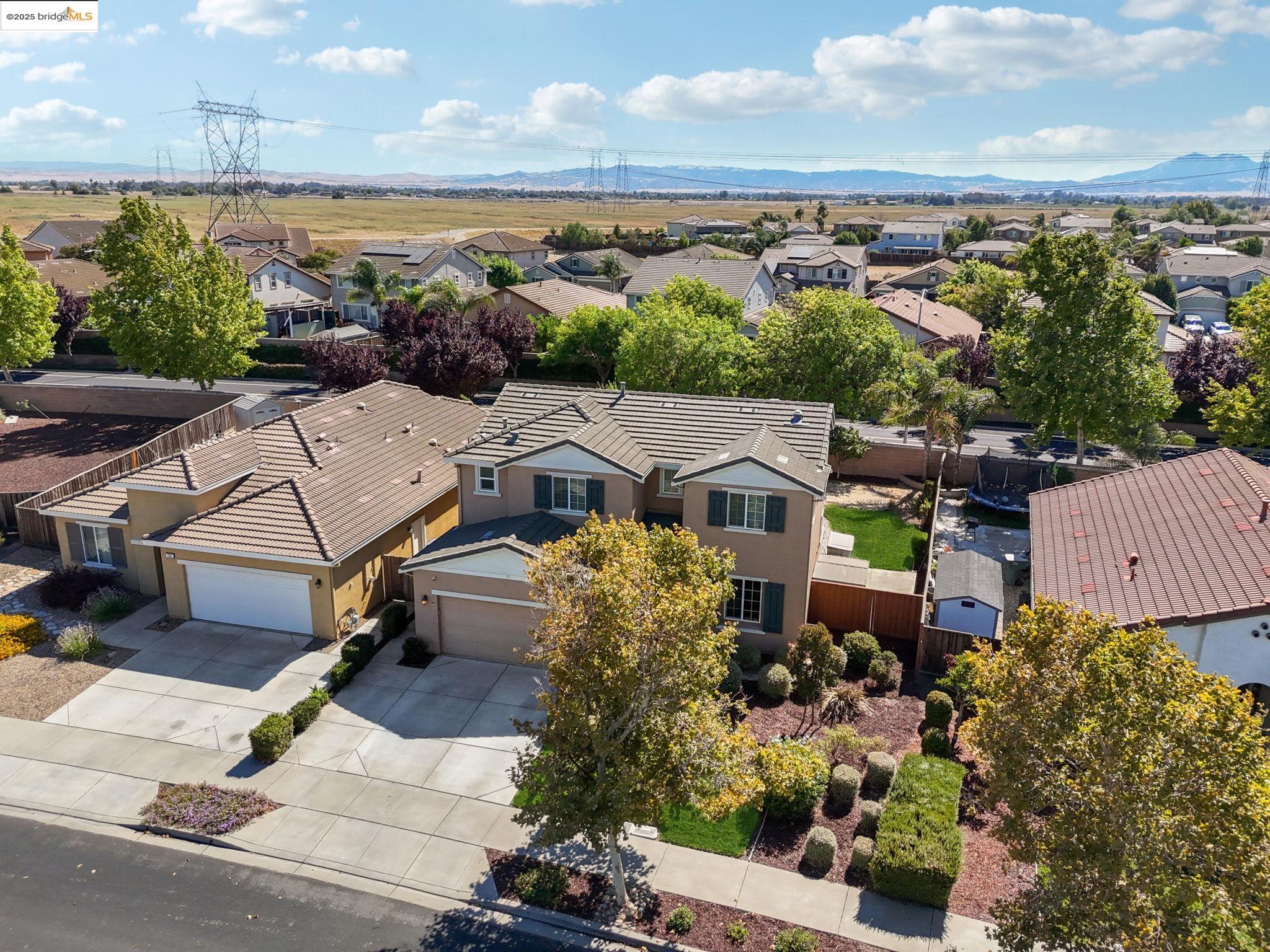 Detail Gallery Image 43 of 60 For 124 Clear Lake Ct, Oakley,  CA 94561 - 4 Beds | 3 Baths