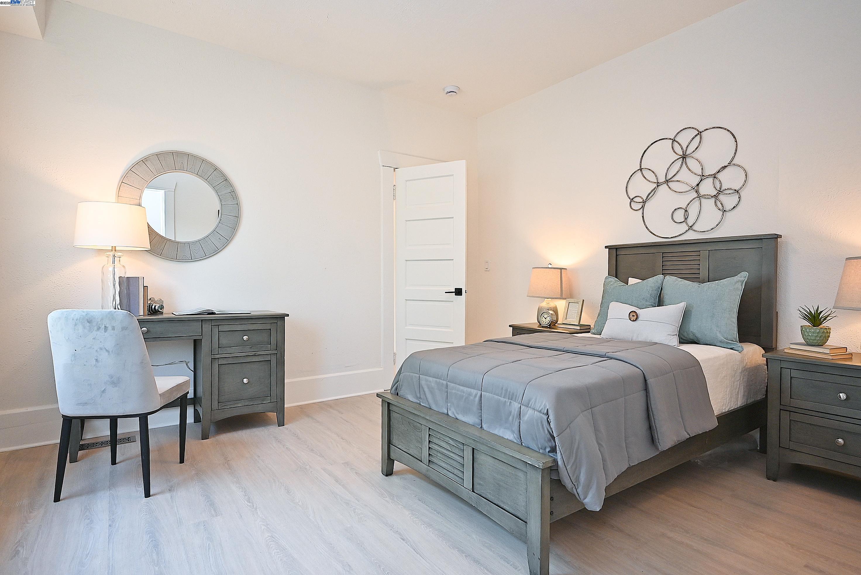 Detail Gallery Image 19 of 56 For 3914 Aqua Vista St, Oakland,  CA 94601 - 3 Beds | 2 Baths