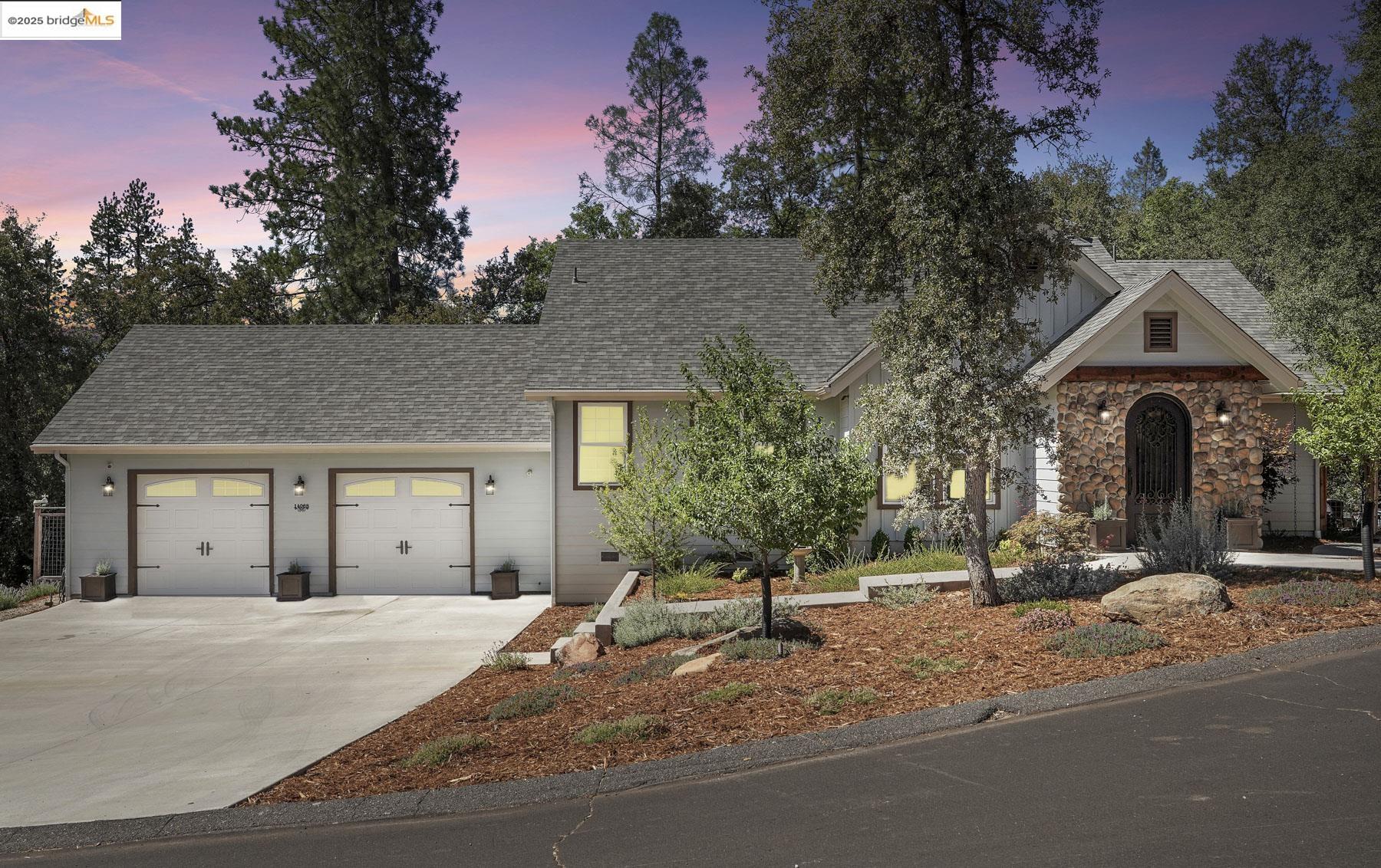 Detail Gallery Image 2 of 57 For 14068 Kyrsta Court, Sonora,  CA 95370 - 3 Beds | 2 Baths