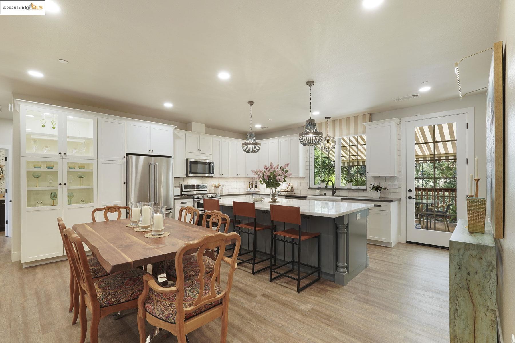 Detail Gallery Image 11 of 57 For 14068 Kyrsta Court, Sonora,  CA 95370 - 3 Beds | 2 Baths