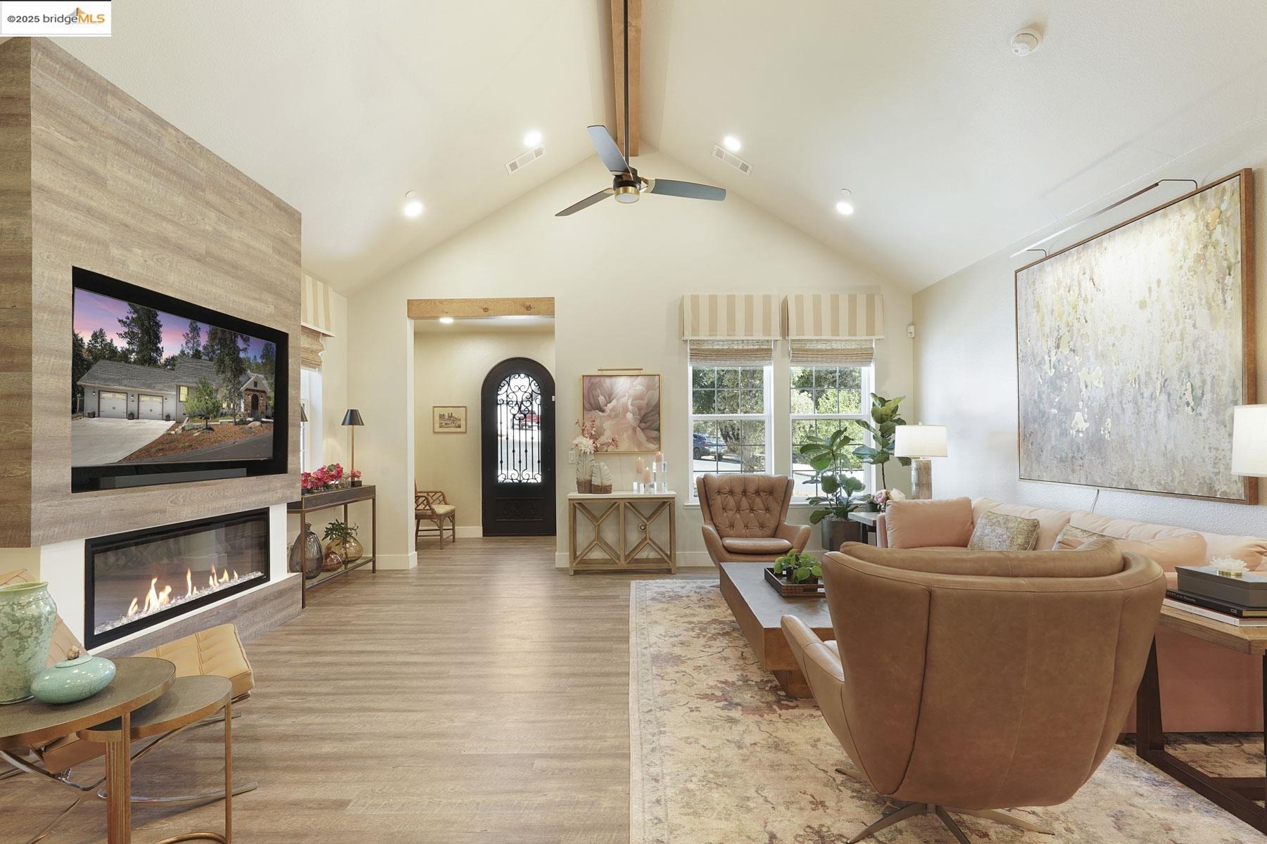 Detail Gallery Image 7 of 57 For 14068 Kyrsta Court, Sonora,  CA 95370 - 3 Beds | 2 Baths