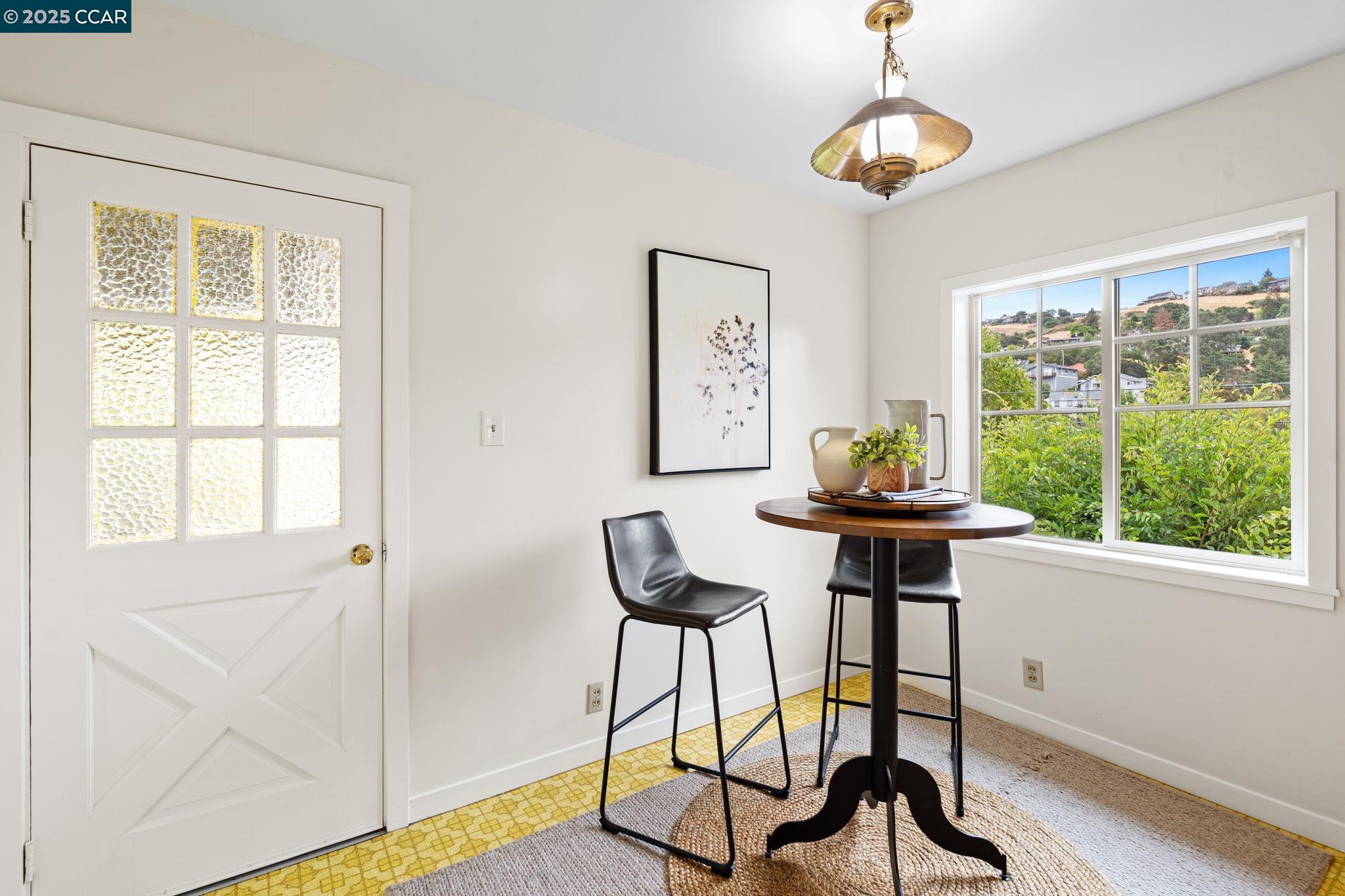 Detail Gallery Image 18 of 41 For 466 Clark St, Crockett,  CA 94525 - 3 Beds | 1 Baths