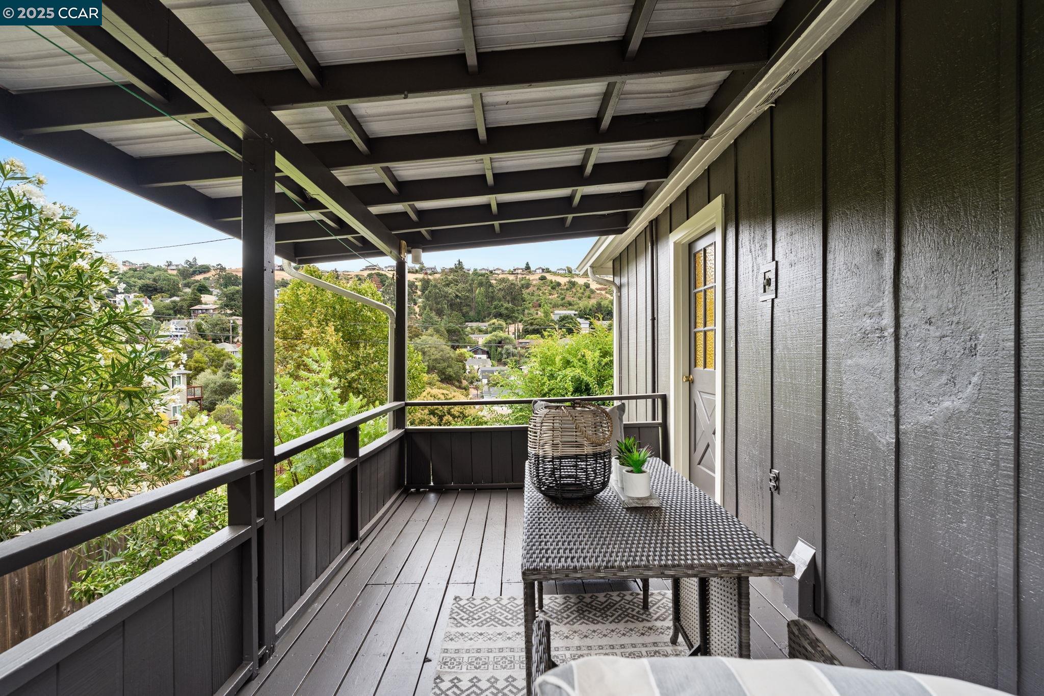Detail Gallery Image 24 of 41 For 466 Clark St, Crockett,  CA 94525 - 3 Beds | 1 Baths