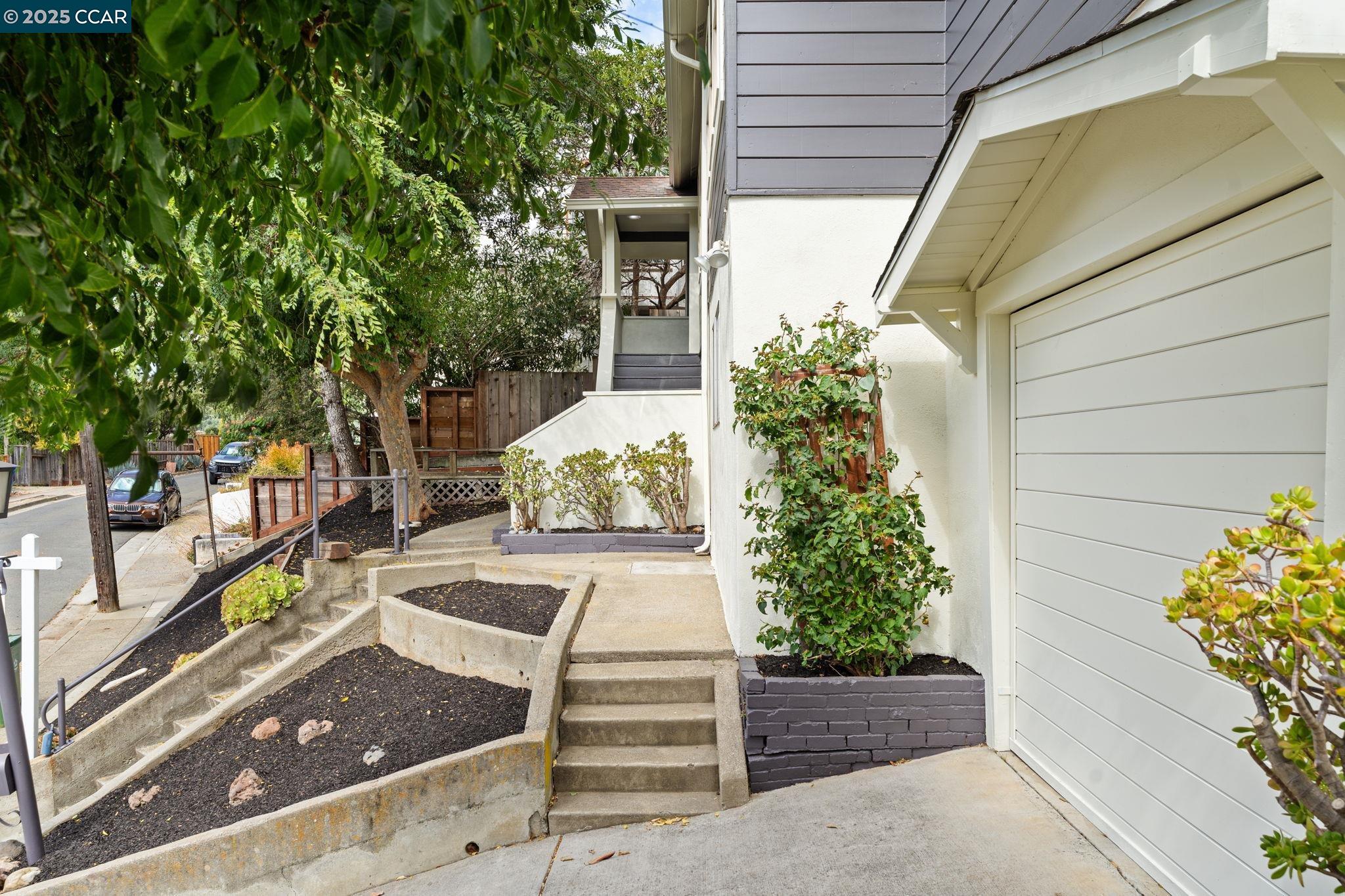 Detail Gallery Image 37 of 41 For 466 Clark St, Crockett,  CA 94525 - 3 Beds | 1 Baths