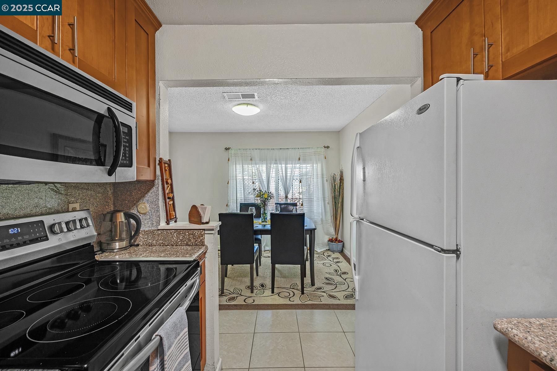 Detail Gallery Image 11 of 23 For 19 Haviland Ct., San Pablo,  CA 94806 - 4 Beds | 2 Baths