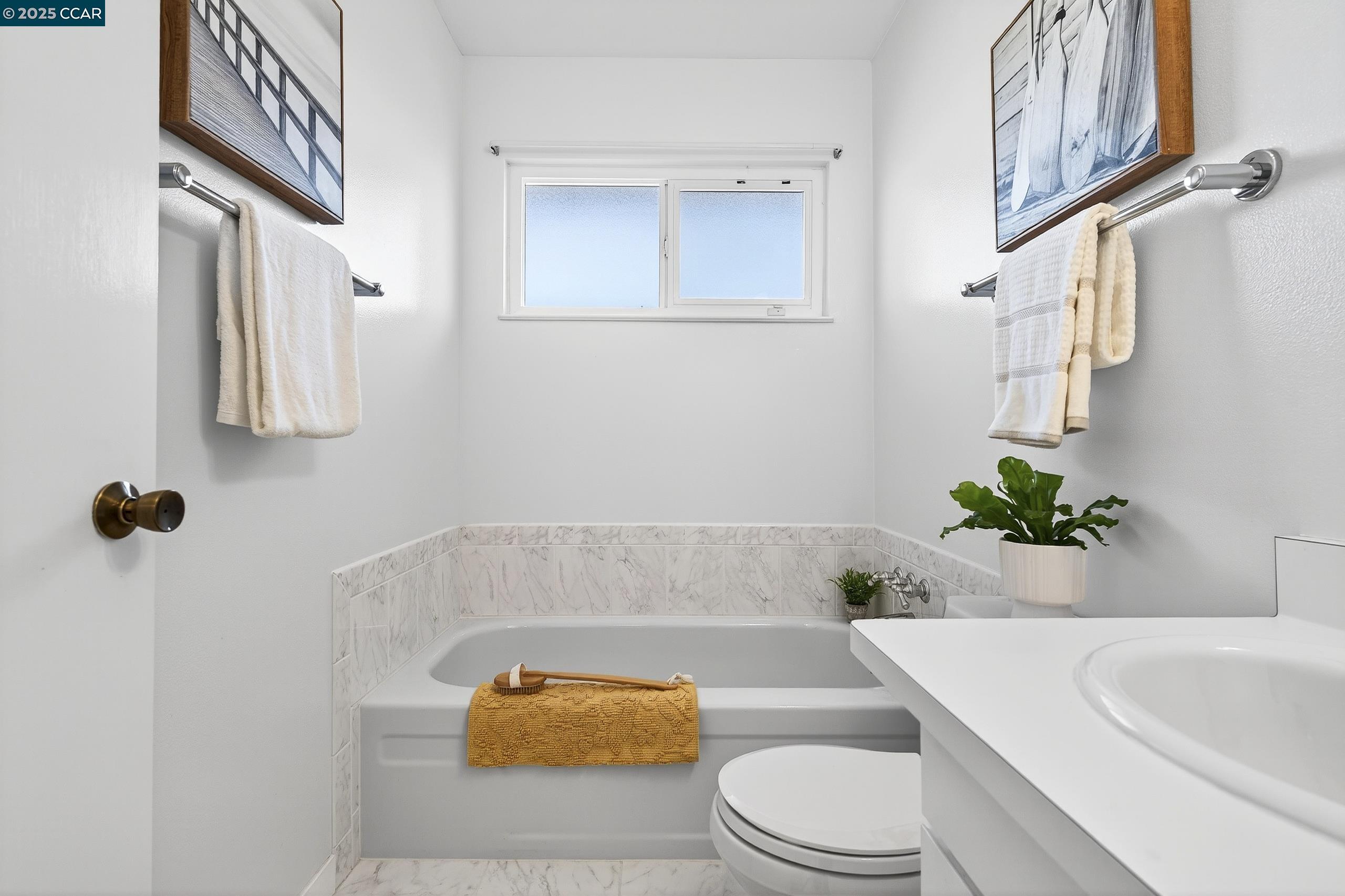 Detail Gallery Image 36 of 60 For 3611 Victor St, Pinole,  CA 94564 - 3 Beds | 2 Baths