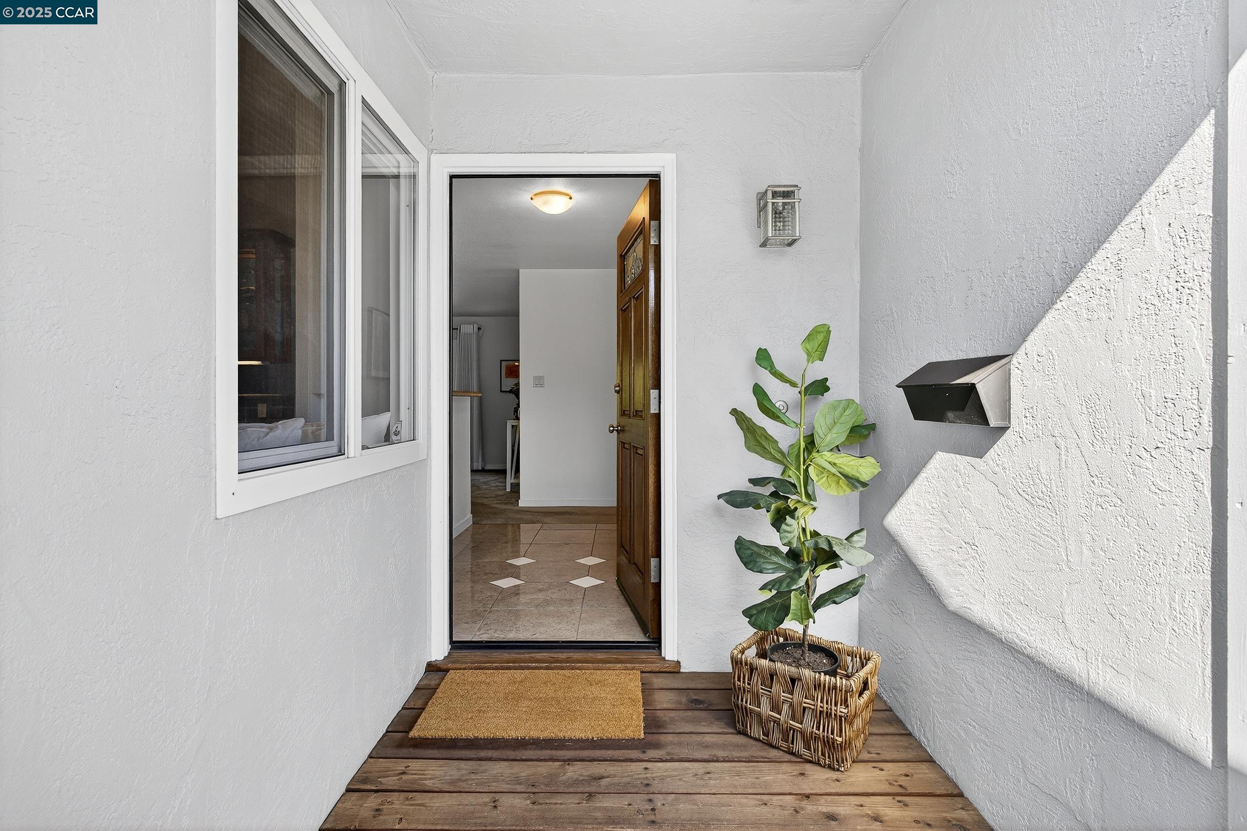 Detail Gallery Image 7 of 60 For 3611 Victor St, Pinole,  CA 94564 - 3 Beds | 2 Baths