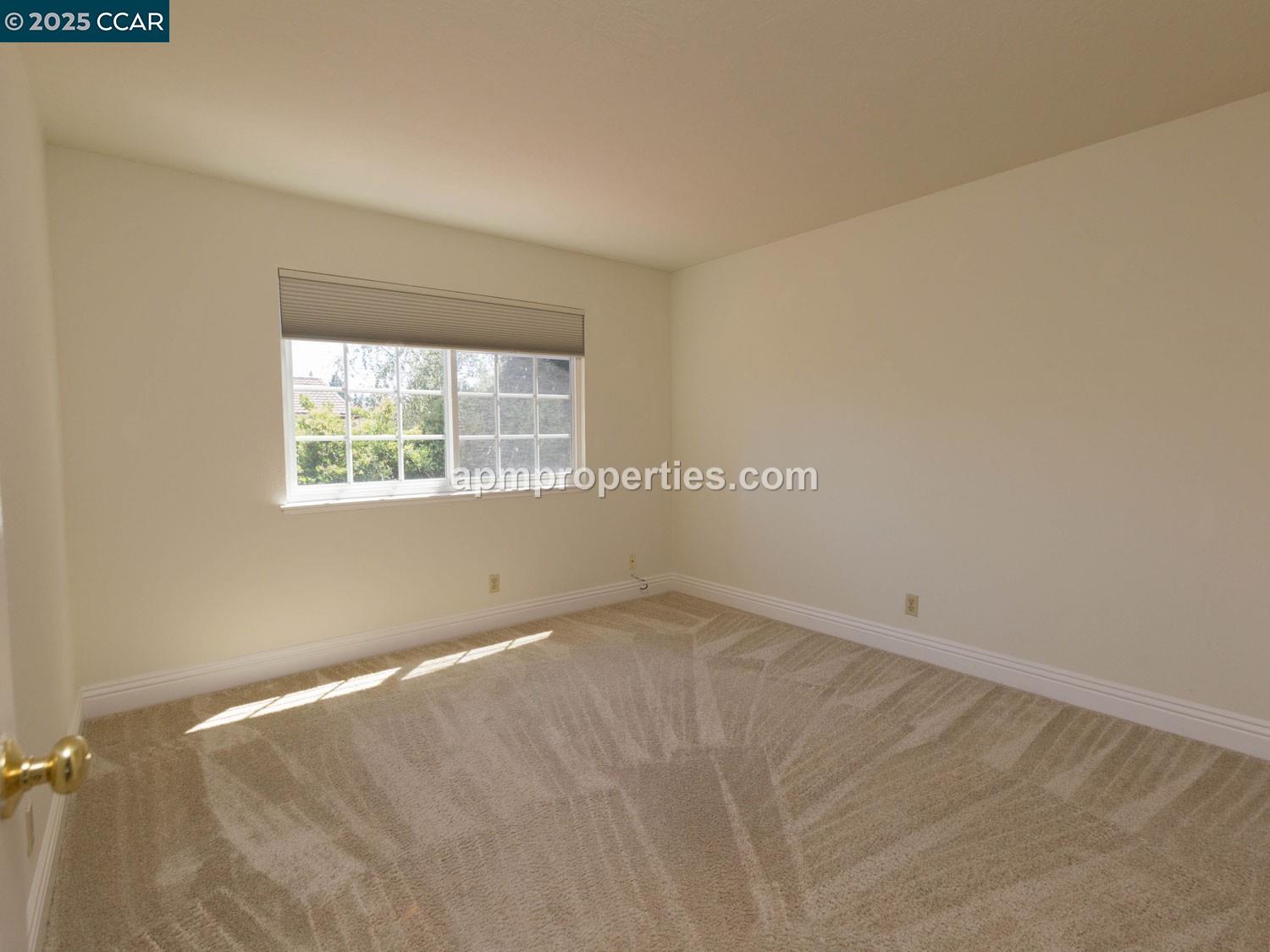 Detail Gallery Image 12 of 20 For 235 Saint Christopher Dr, Danville,  CA 94526 - 3 Beds | 3 Baths