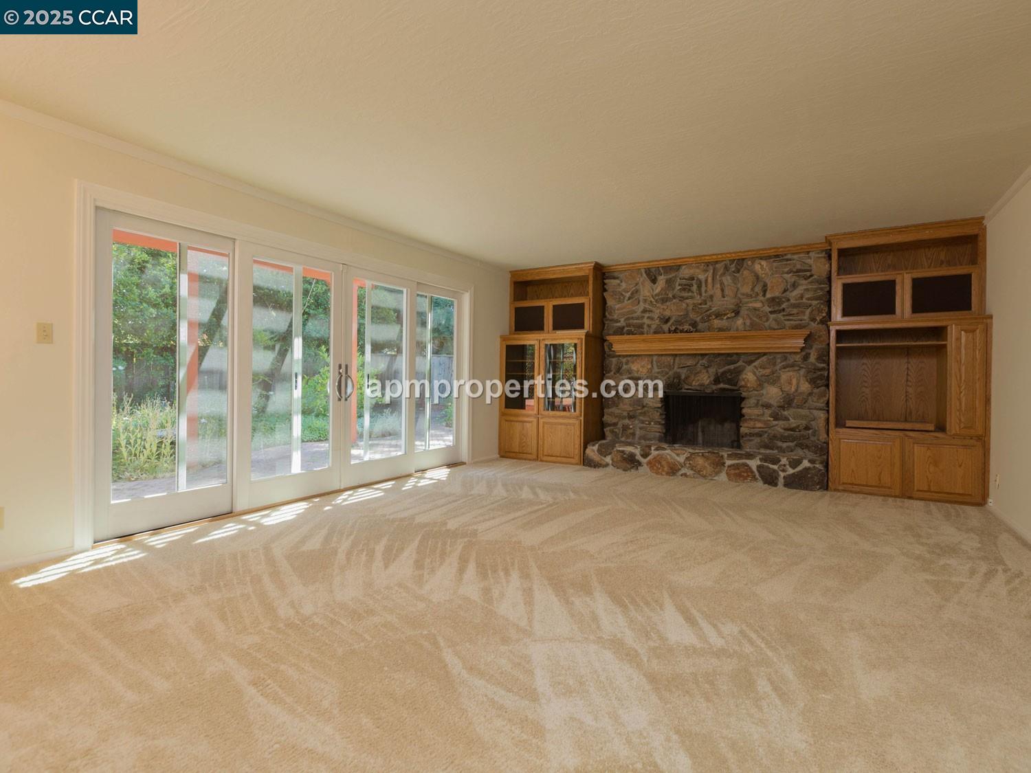 Detail Gallery Image 4 of 20 For 235 Saint Christopher Dr, Danville,  CA 94526 - 3 Beds | 3 Baths