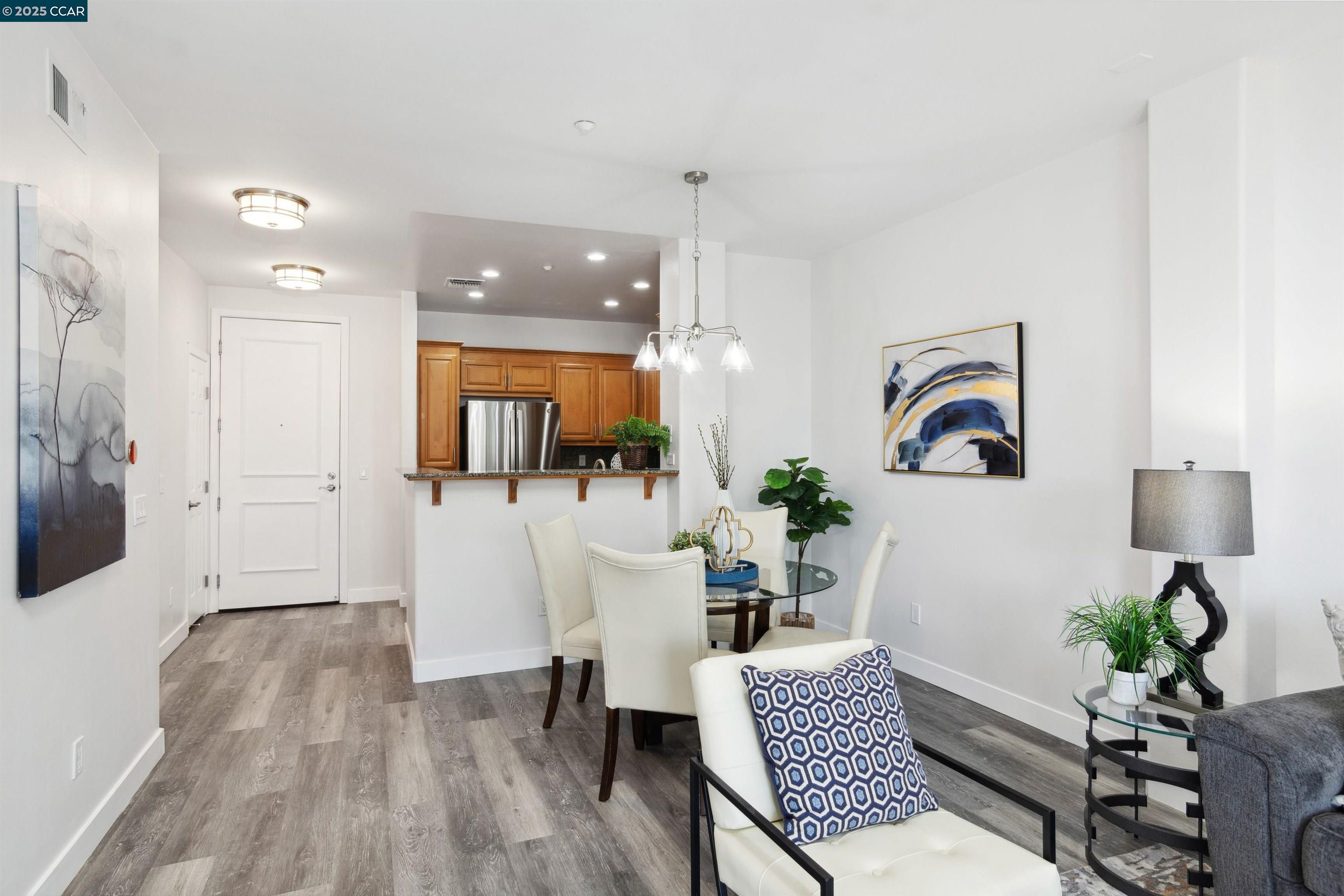 Detail Gallery Image 12 of 60 For 3240 Maguire Way #401,  Dublin,  CA 94568 - 3 Beds | 2 Baths