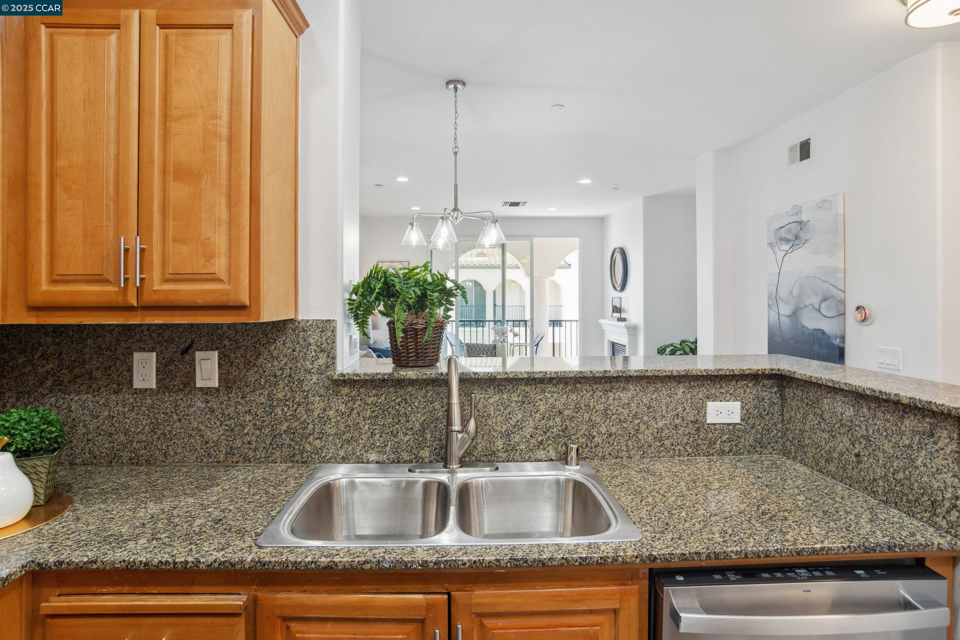 Detail Gallery Image 16 of 60 For 3240 Maguire Way #401,  Dublin,  CA 94568 - 3 Beds | 2 Baths
