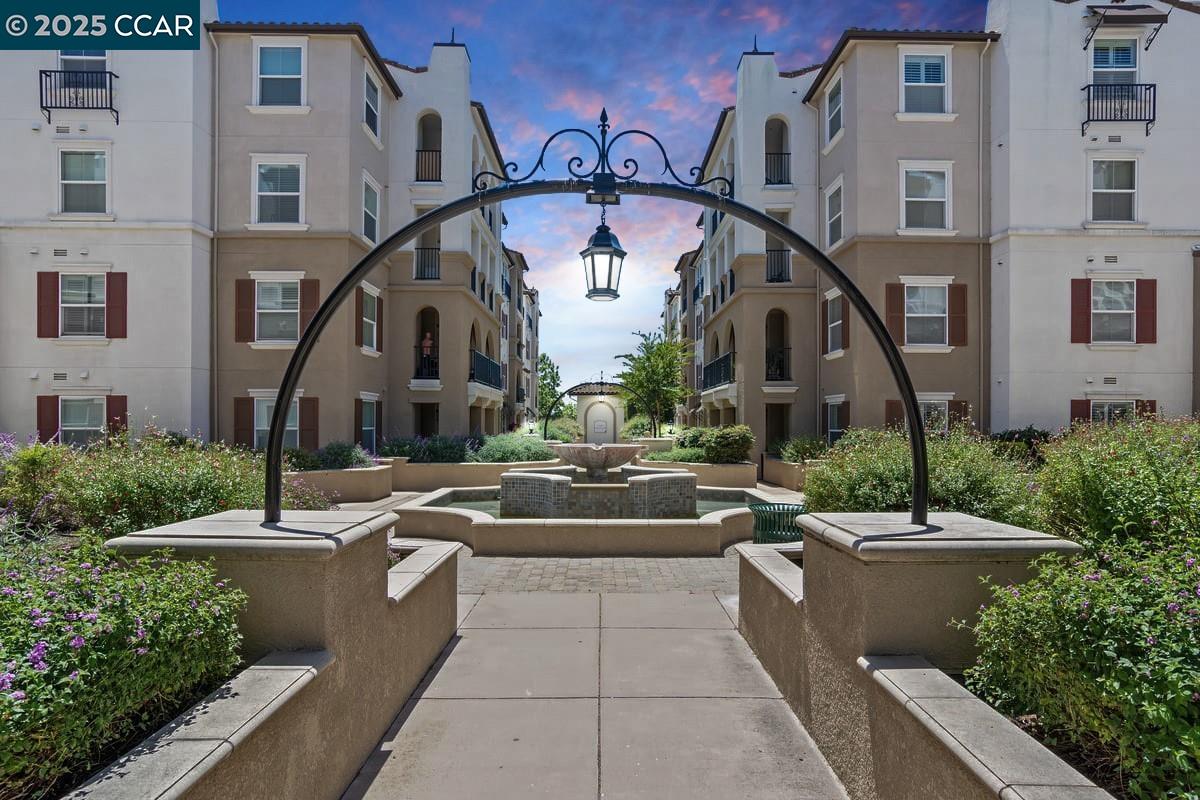 Detail Gallery Image 30 of 60 For 3240 Maguire Way #401,  Dublin,  CA 94568 - 3 Beds | 2 Baths