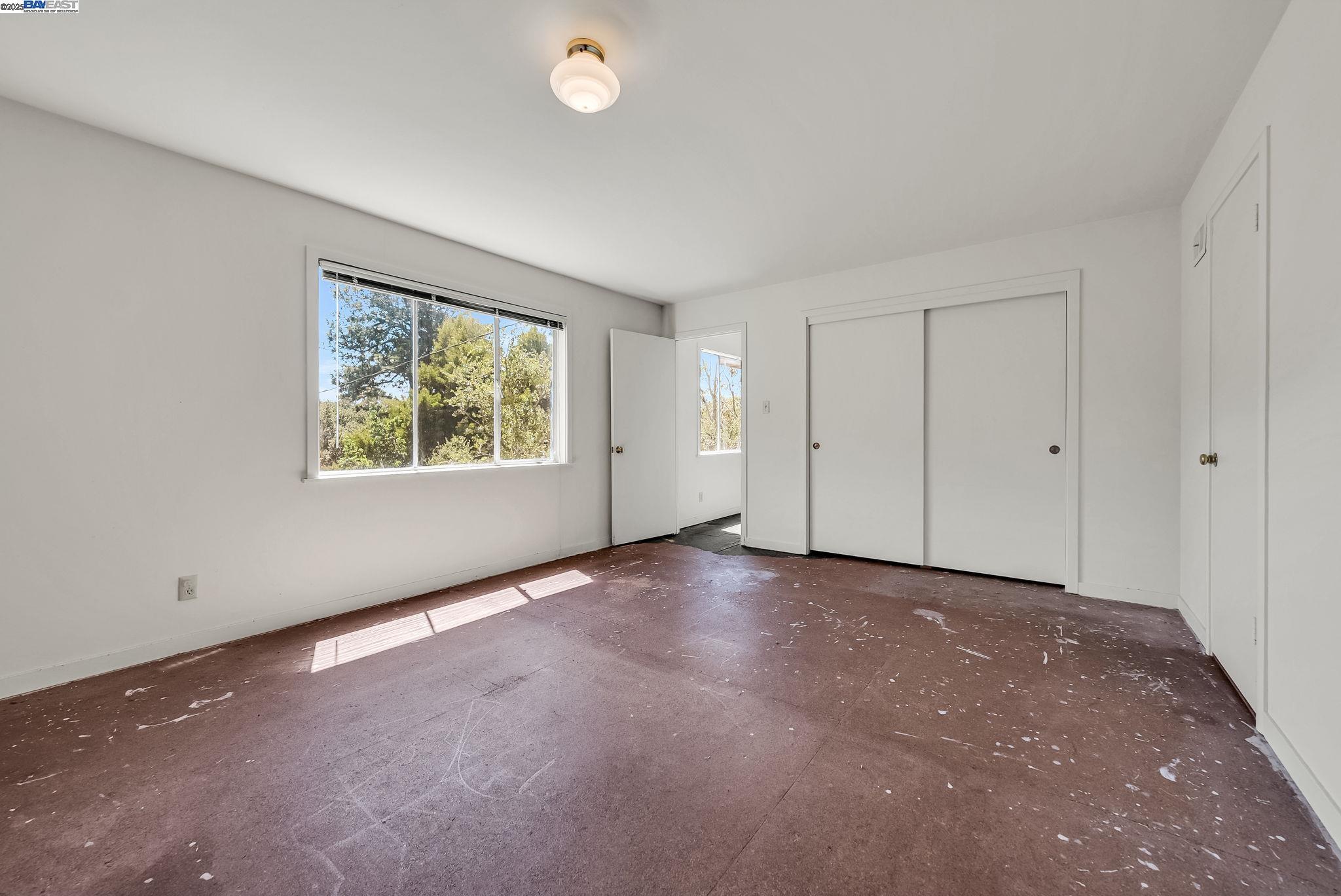 Detail Gallery Image 31 of 46 For 75 Hillcrest Rd, Mill Valley,  CA 94941 - 4 Beds | 2 Baths