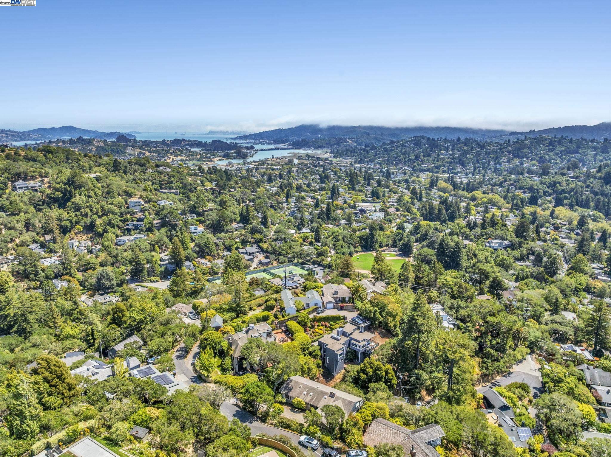 Detail Gallery Image 45 of 46 For 75 Hillcrest Rd, Mill Valley,  CA 94941 - 4 Beds | 2 Baths