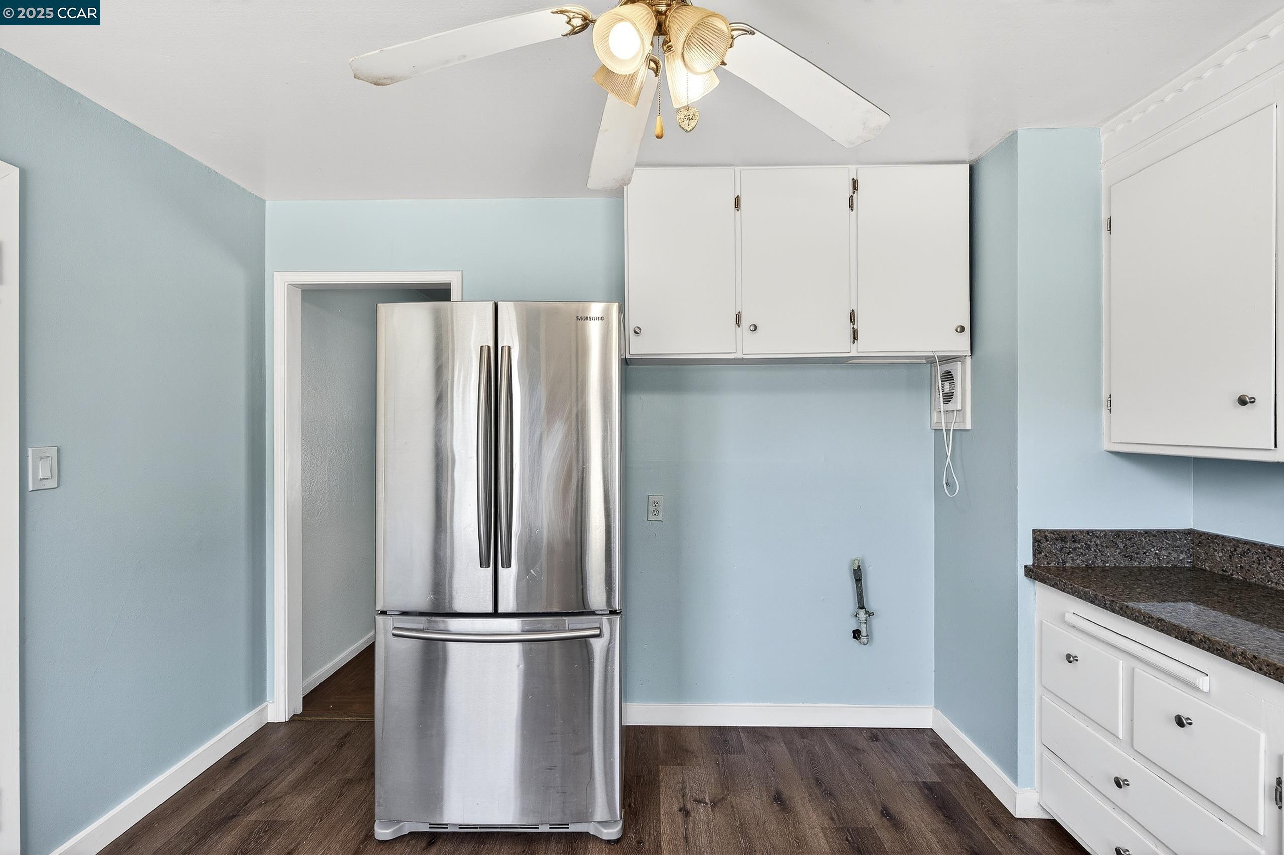 Detail Gallery Image 13 of 42 For 3412 Humphrey Ave, Richmond,  CA 94804 - 2 Beds | 1 Baths
