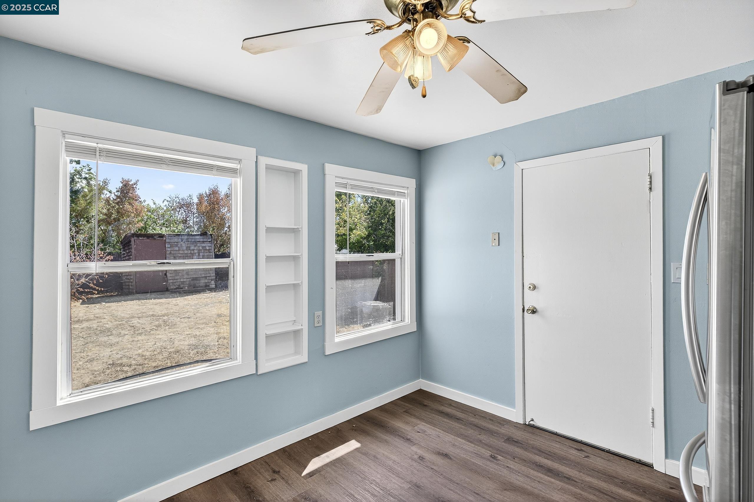 Detail Gallery Image 14 of 42 For 3412 Humphrey Ave, Richmond,  CA 94804 - 2 Beds | 1 Baths
