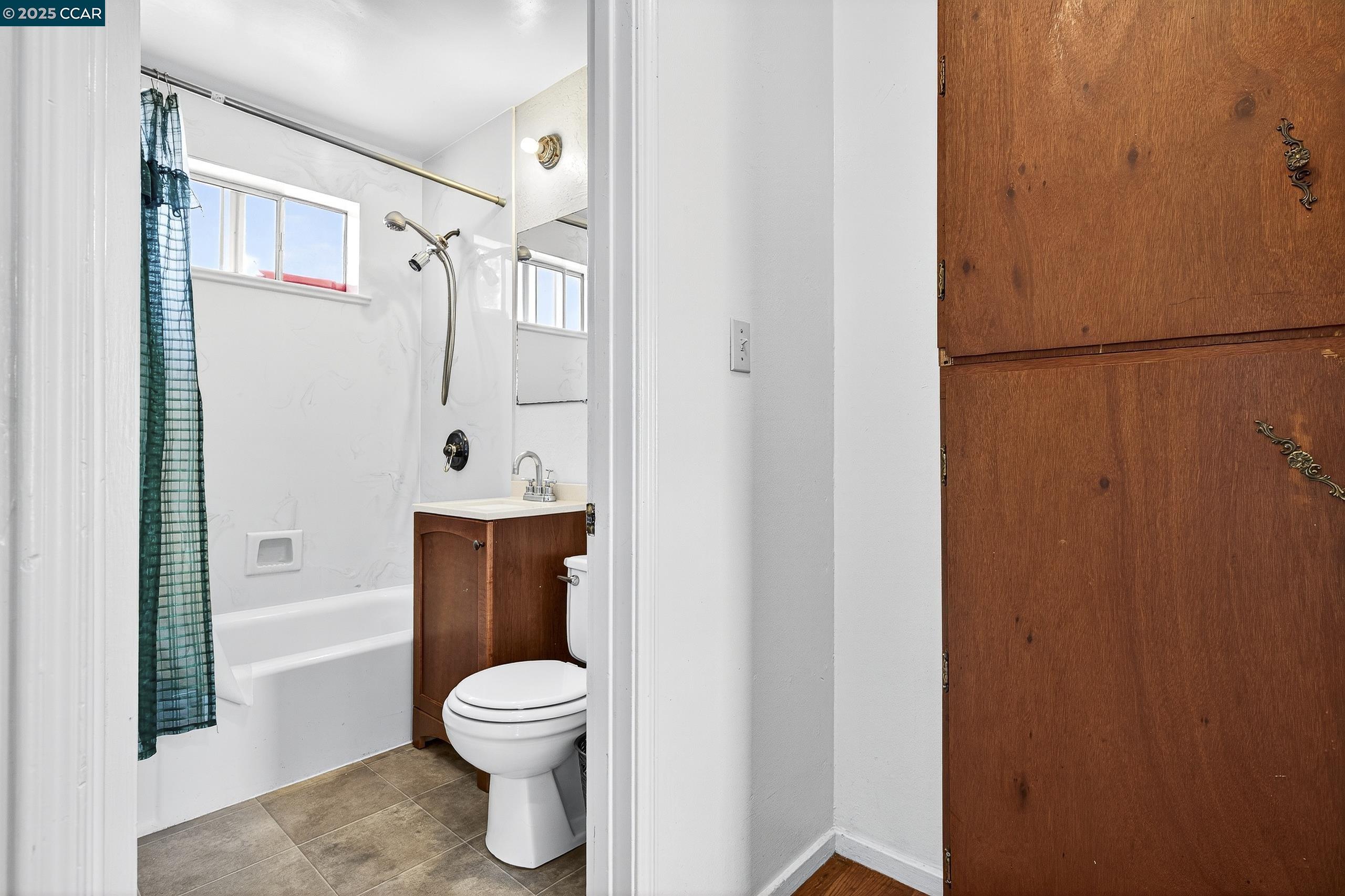 Detail Gallery Image 22 of 42 For 3412 Humphrey Ave, Richmond,  CA 94804 - 2 Beds | 1 Baths