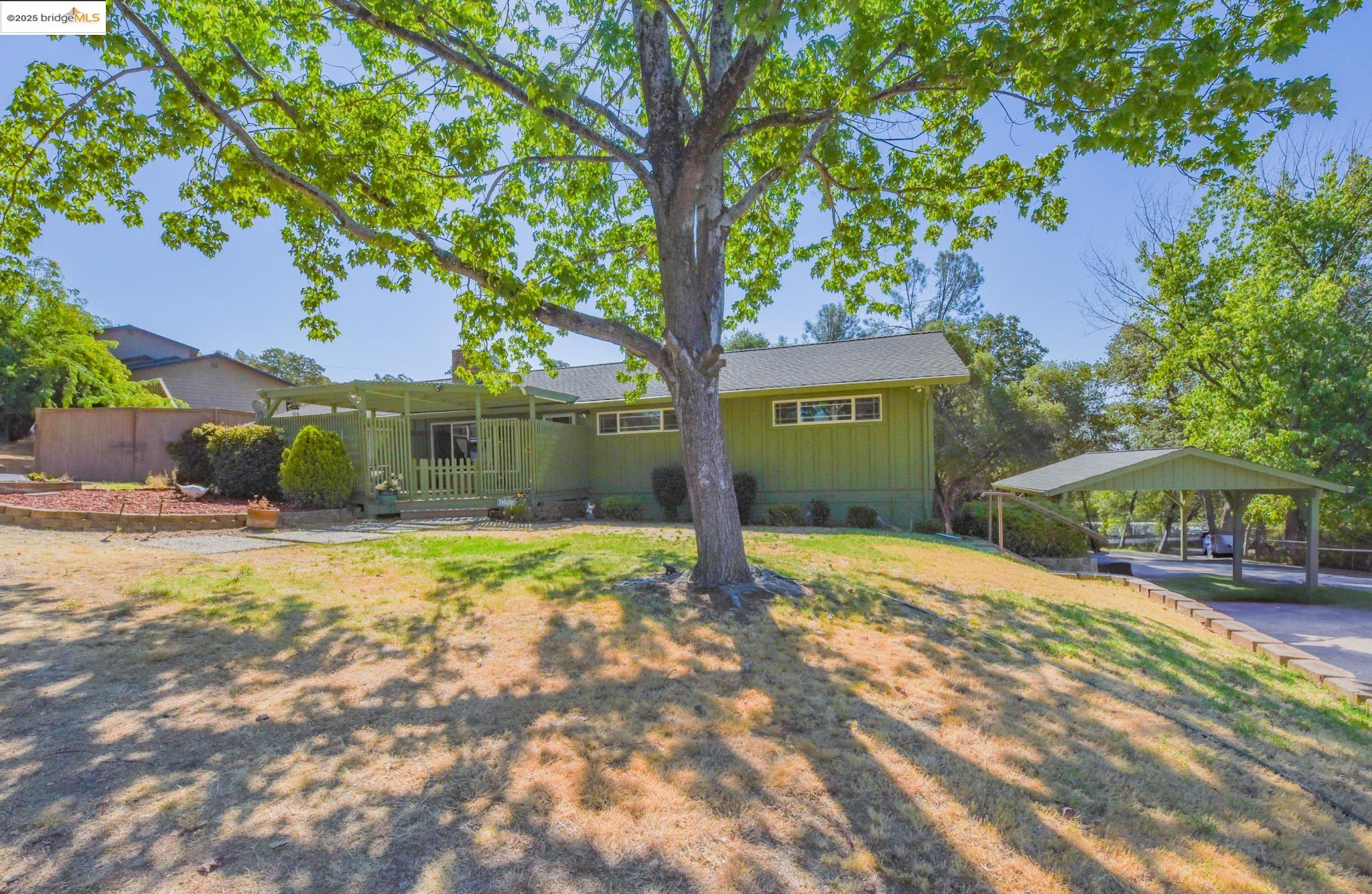 Detail Gallery Image 1 of 43 For 12933 Chaparral Rd, Sonora,  CA 95370 - 4 Beds | 2 Baths