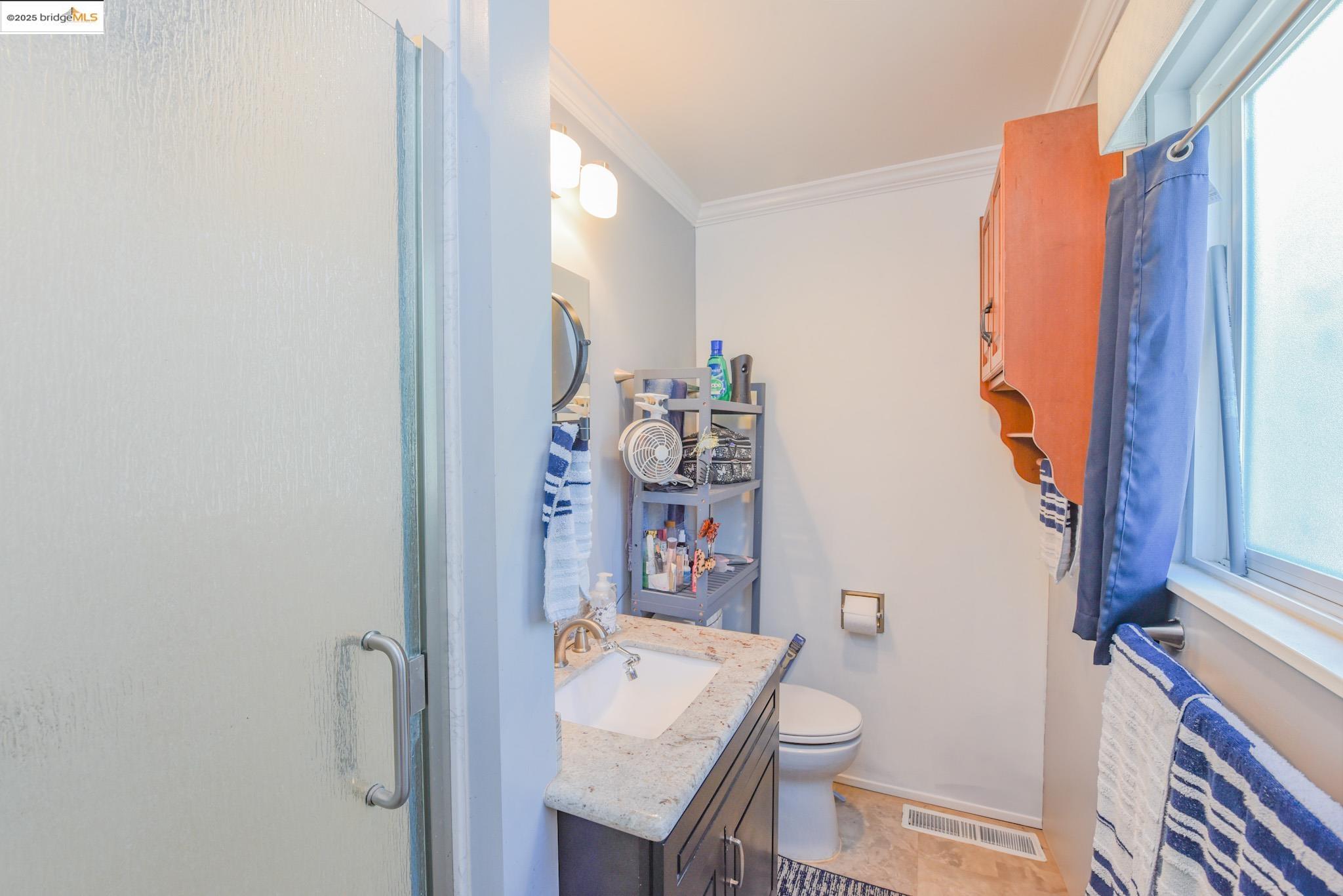 Detail Gallery Image 14 of 43 For 12933 Chaparral Rd, Sonora,  CA 95370 - 4 Beds | 2 Baths