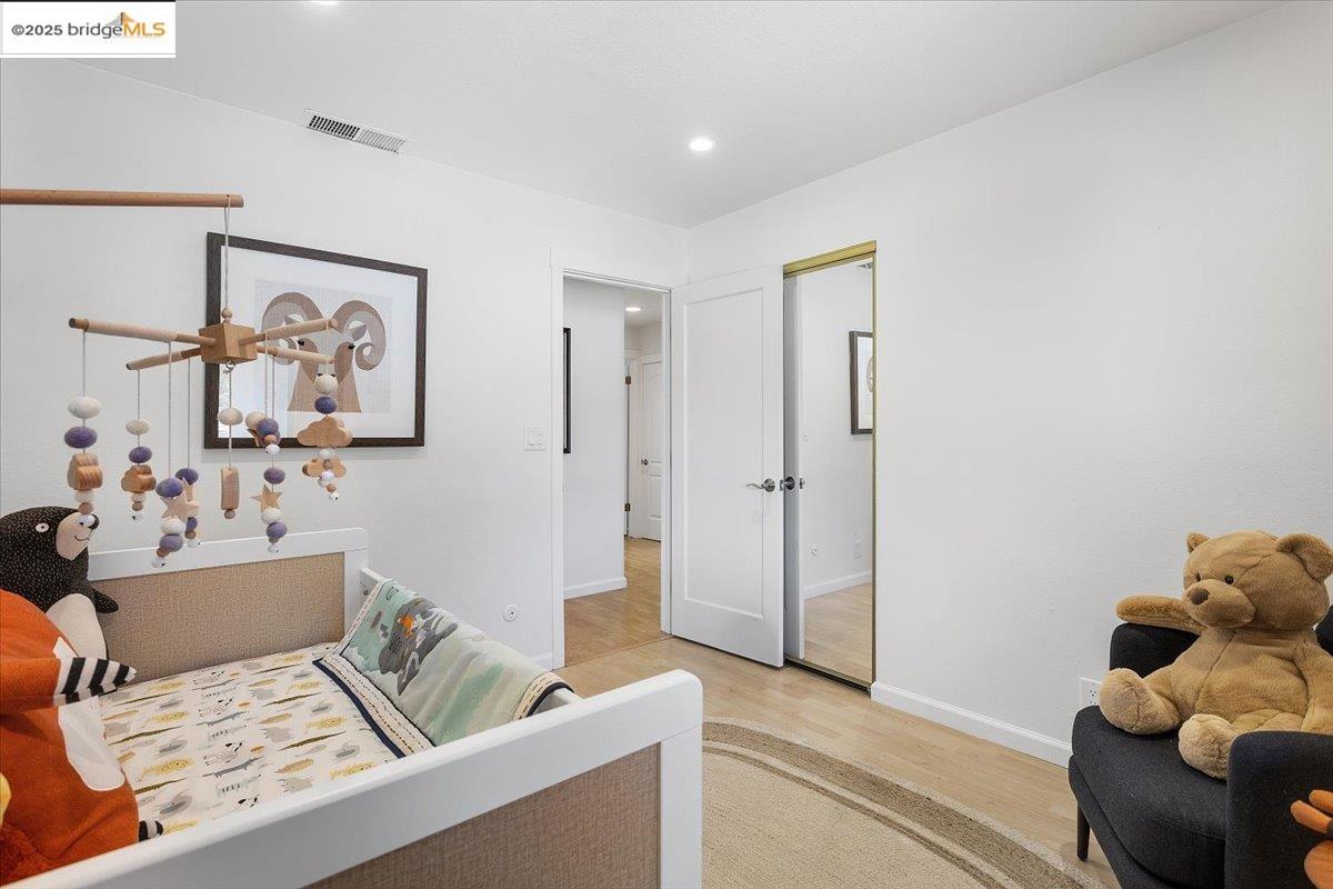 Detail Gallery Image 19 of 60 For 5665 Victoria Ln, Livermore,  CA 94550 - 3 Beds | 2 Baths