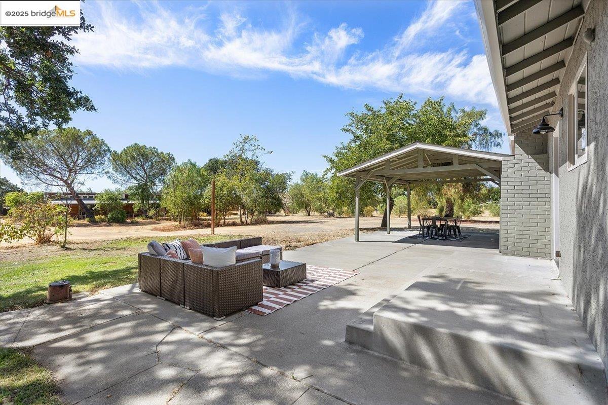 Detail Gallery Image 29 of 60 For 5665 Victoria Ln, Livermore,  CA 94550 - 3 Beds | 2 Baths
