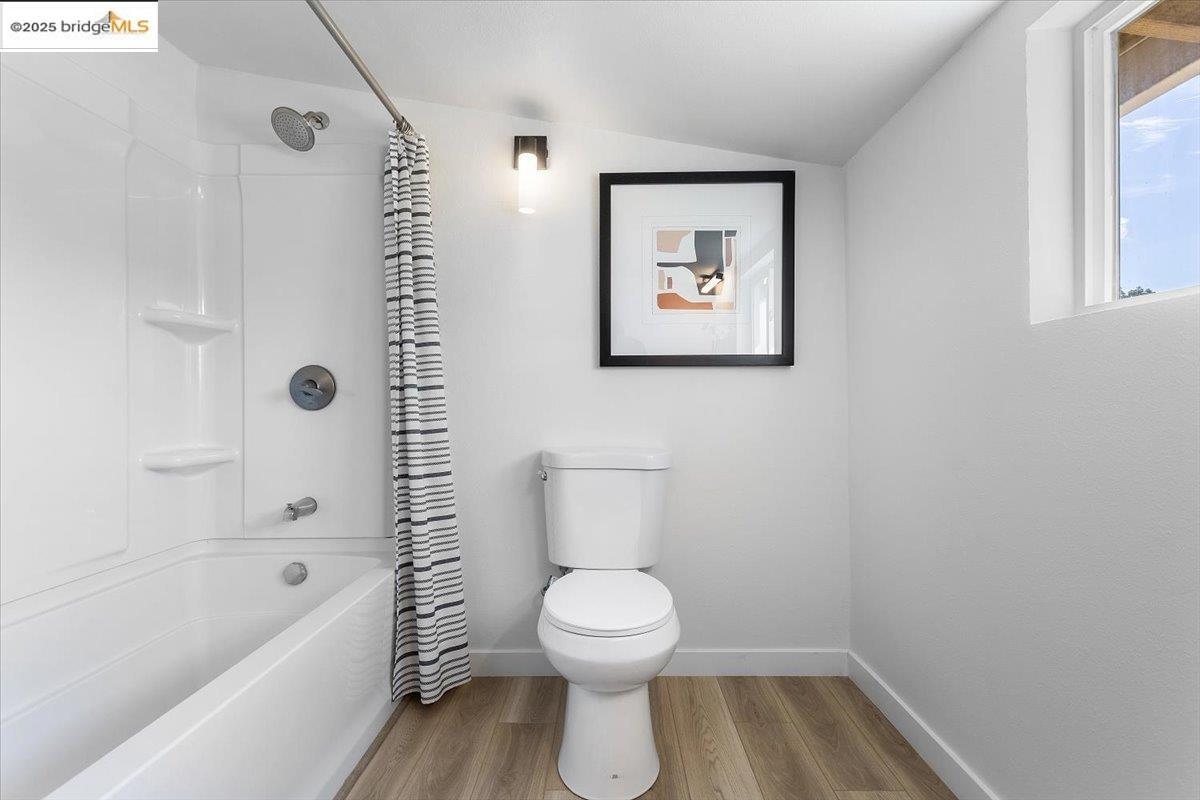Detail Gallery Image 45 of 60 For 5665 Victoria Ln, Livermore,  CA 94550 - 3 Beds | 2 Baths