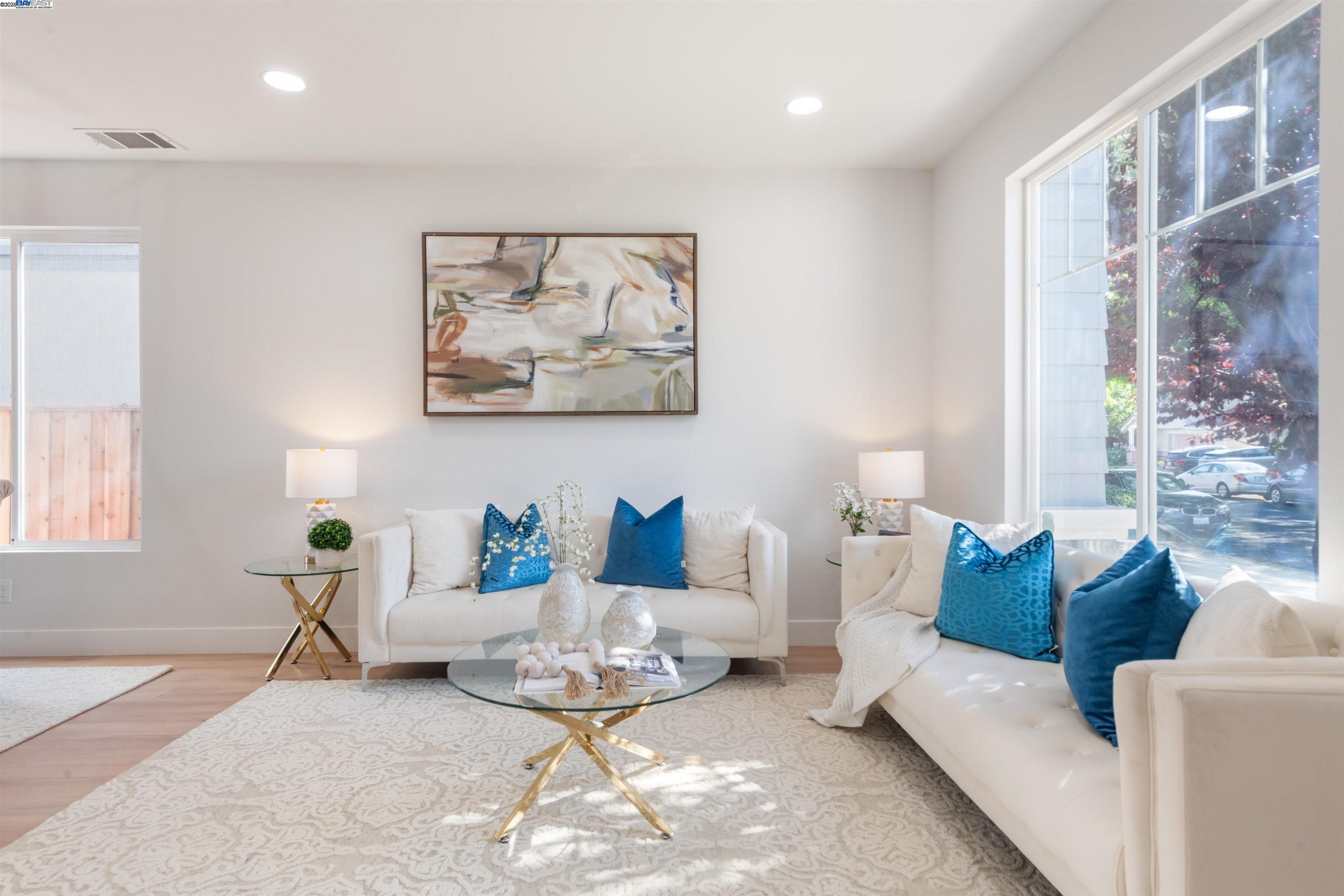 Detail Gallery Image 5 of 48 For 4667 Myrtle Dr, Dublin,  CA 94568 - 4 Beds | 2/1 Baths