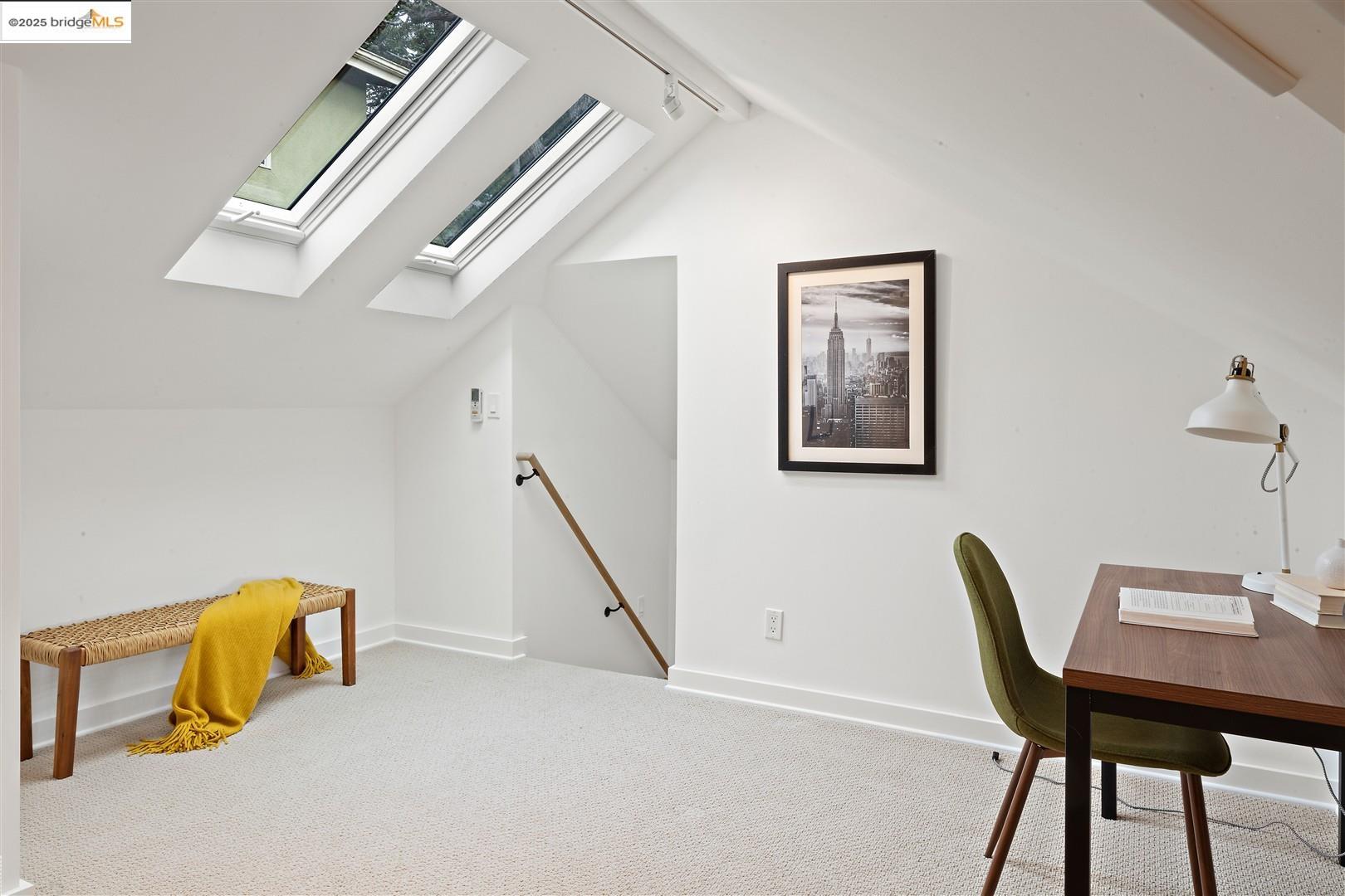 Detail Gallery Image 34 of 51 For 719 Walavista, Oakland,  CA 94610 - 3 Beds | 3 Baths