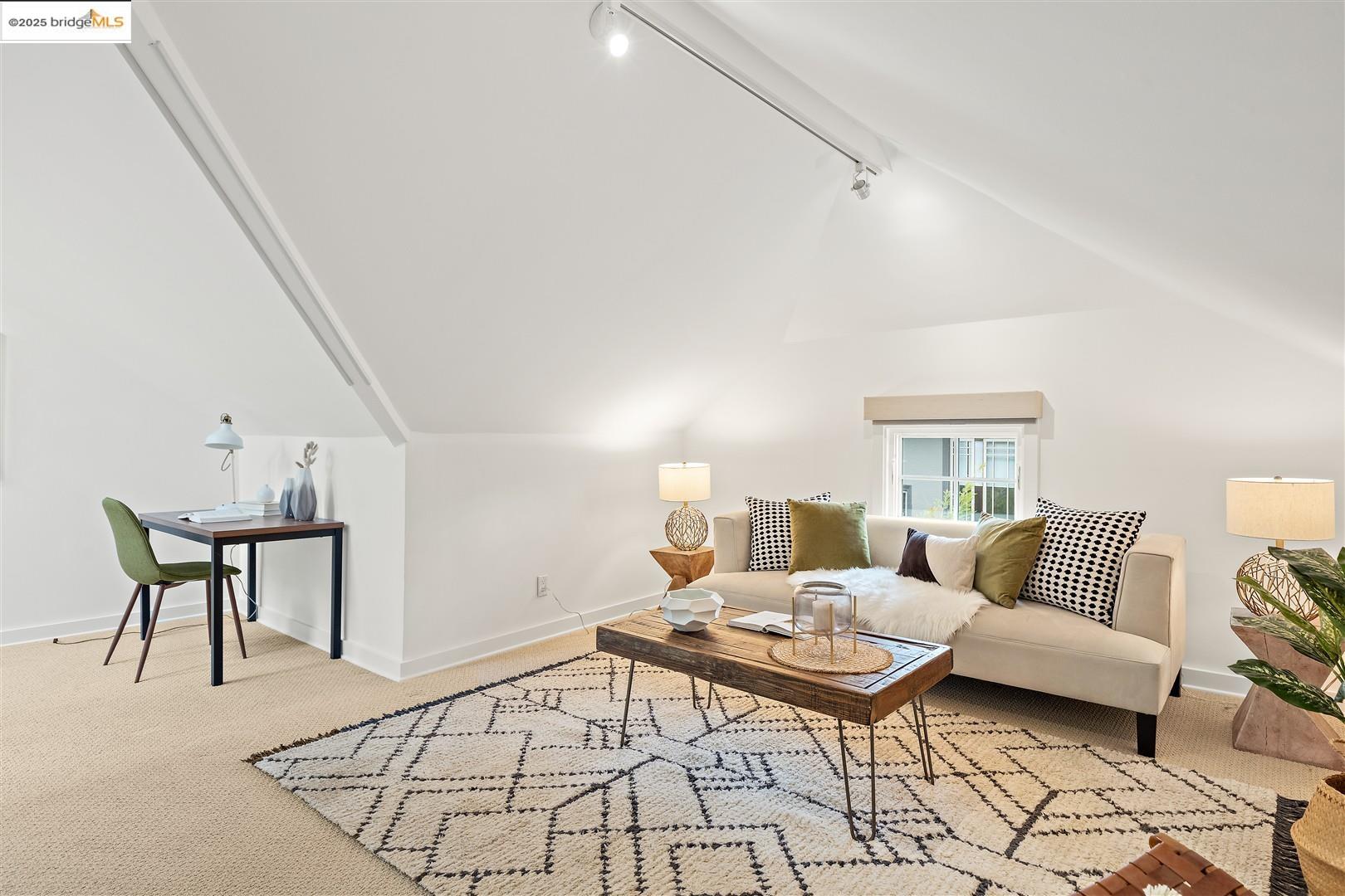 Detail Gallery Image 37 of 51 For 719 Walavista, Oakland,  CA 94610 - 3 Beds | 3 Baths