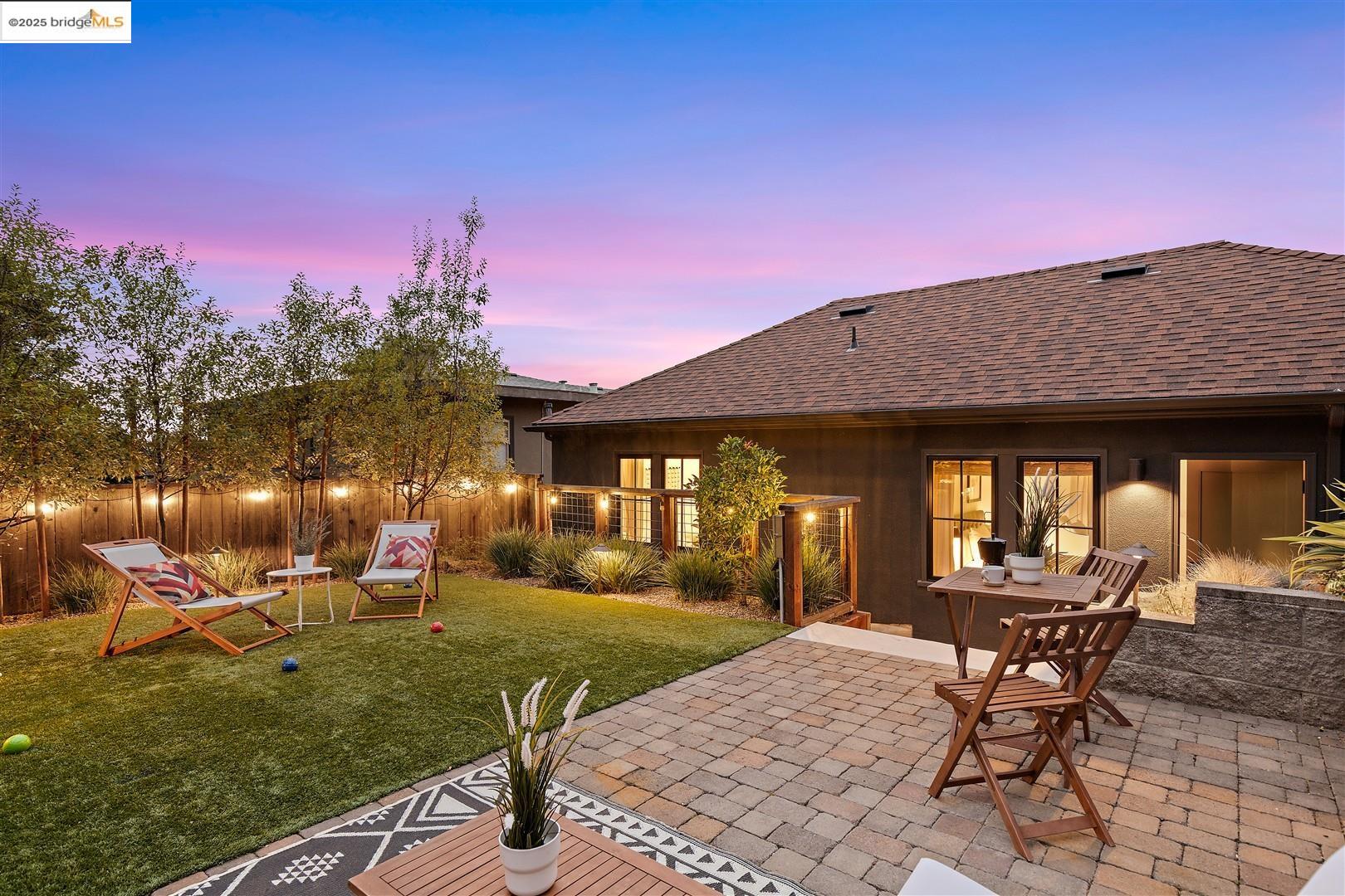 Detail Gallery Image 41 of 51 For 719 Walavista, Oakland,  CA 94610 - 3 Beds | 3 Baths