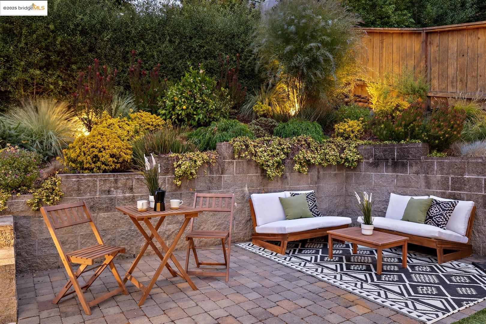 Detail Gallery Image 45 of 51 For 719 Walavista, Oakland,  CA 94610 - 3 Beds | 3 Baths