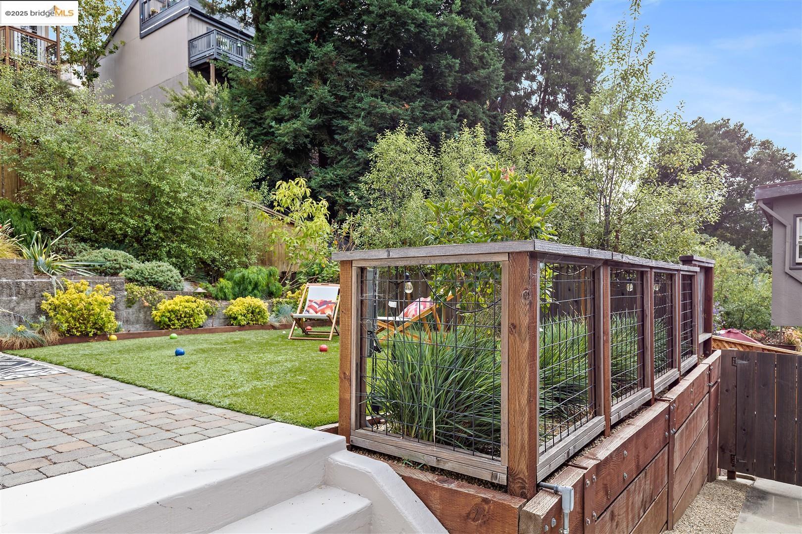 Detail Gallery Image 46 of 51 For 719 Walavista, Oakland,  CA 94610 - 3 Beds | 3 Baths